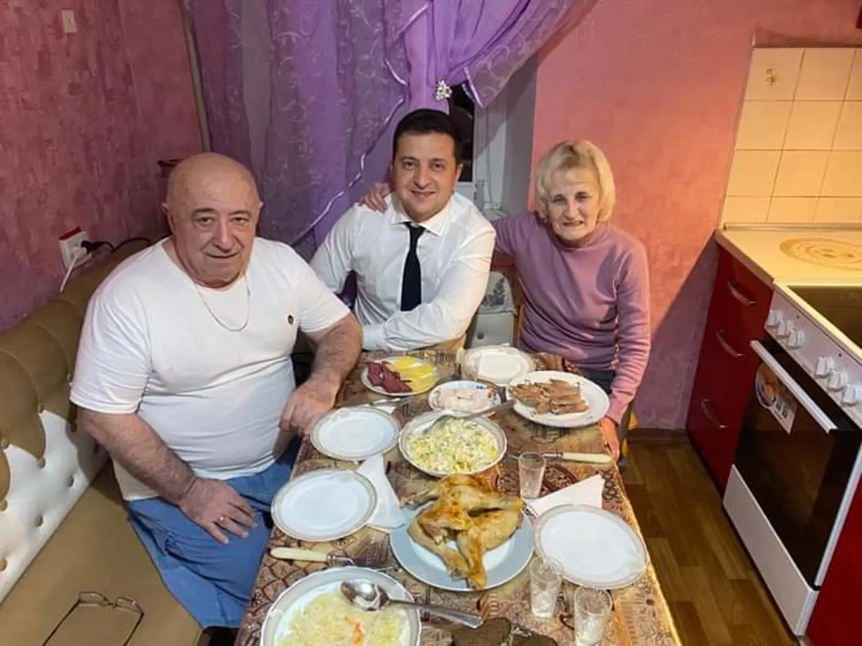Volodymyr Zelenskyj s rodičmi