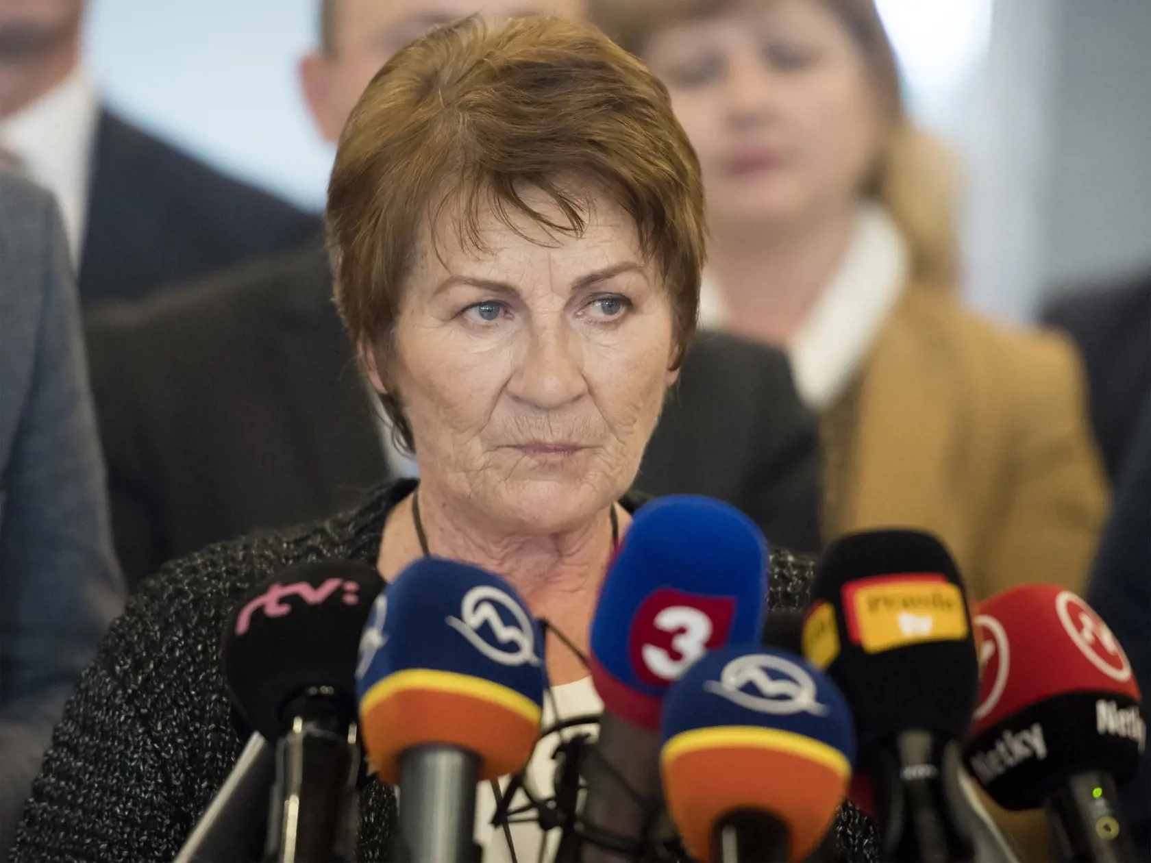 Na snímke Anna Remiášová, matka zavraždeného Róberta Remiáša počas predstavenia kandidačnej listiny OĽaNO do budúcoročných parlamentných volieb v Bratislave 3. decembra 2019. Remiášová kandiduje z 9. miesta. Kandidátku OĽaNO povedie pedagogička Mária Šofranko. Z čísla dva bude kandidovať odborník hnutia na obranu Jaroslav Naď, nasleduje bývalý policajný vyšetrovateľ Lukáš Kyselica. Líder hnutia Igor Matovič, ktorý bude kandidovať z posledného 150. miesta. FOTO TASR - Martin Baumann 