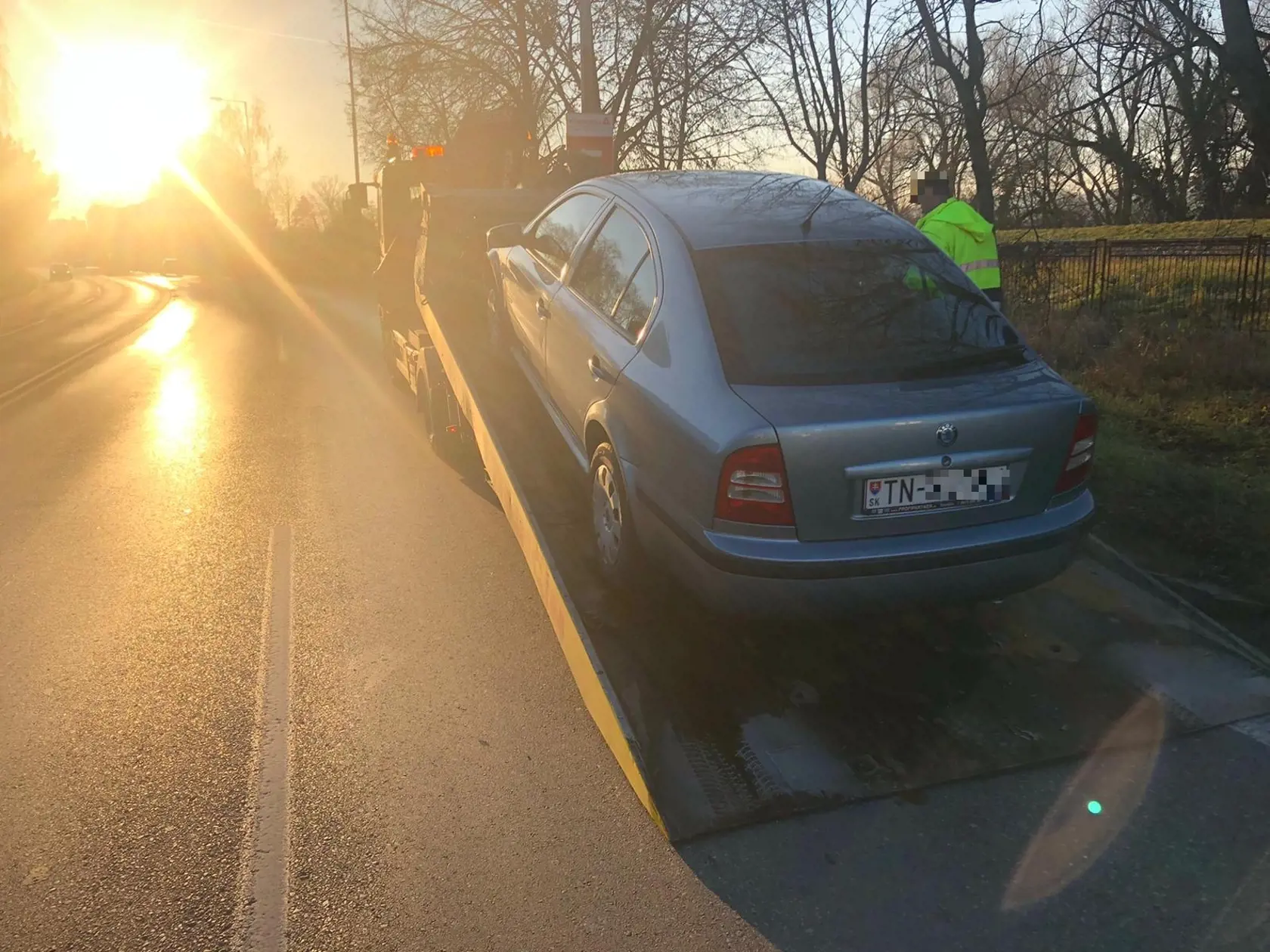 Juraj prekročil rýchlosť v obci a navyše bol opitý. Skončil v policajnej cele.
