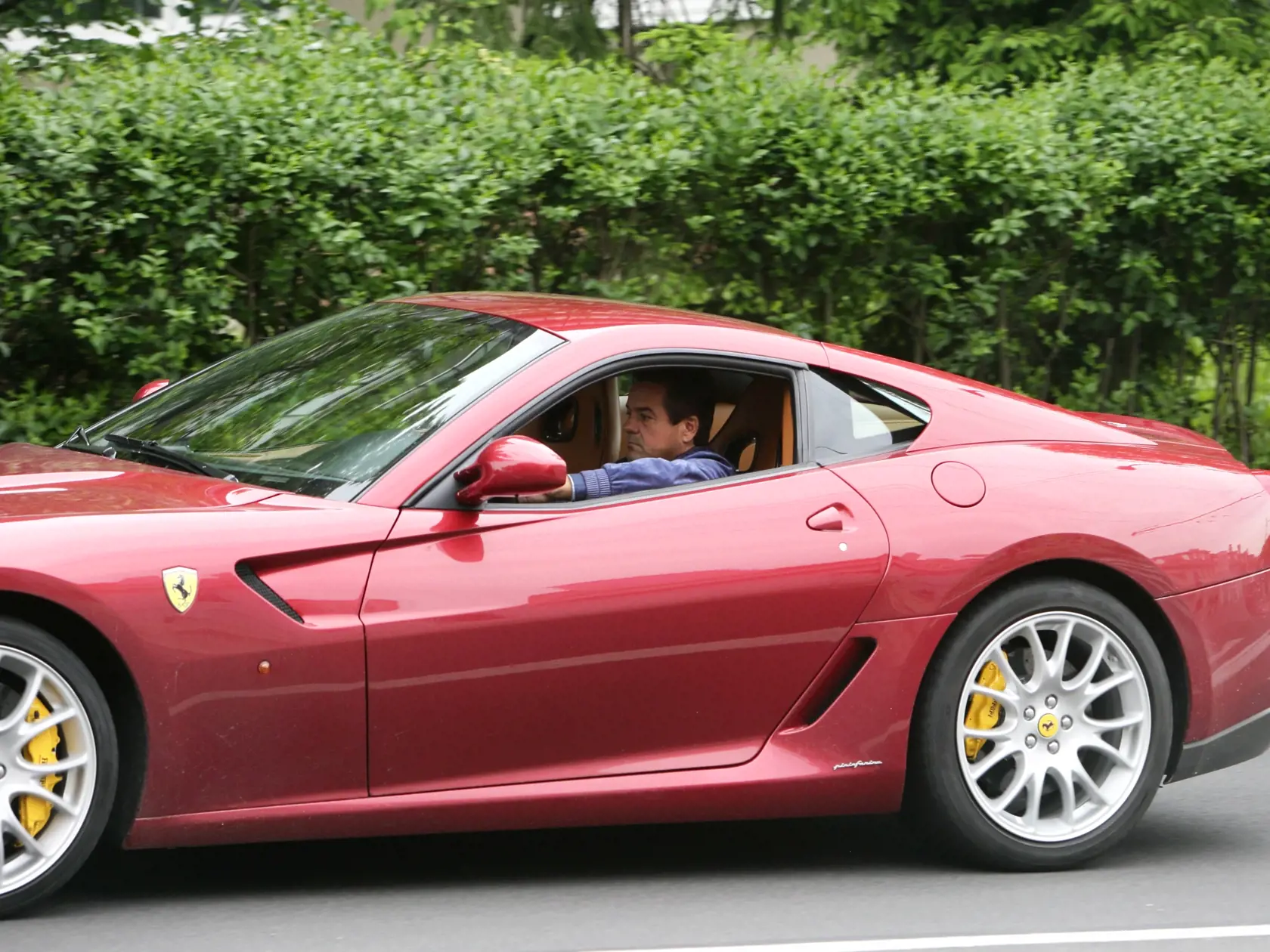 Marian Kočner bol milovníkom drahých áut. Po Bratislave sa okrem iných krásnych áut premával aj na Ferrari.