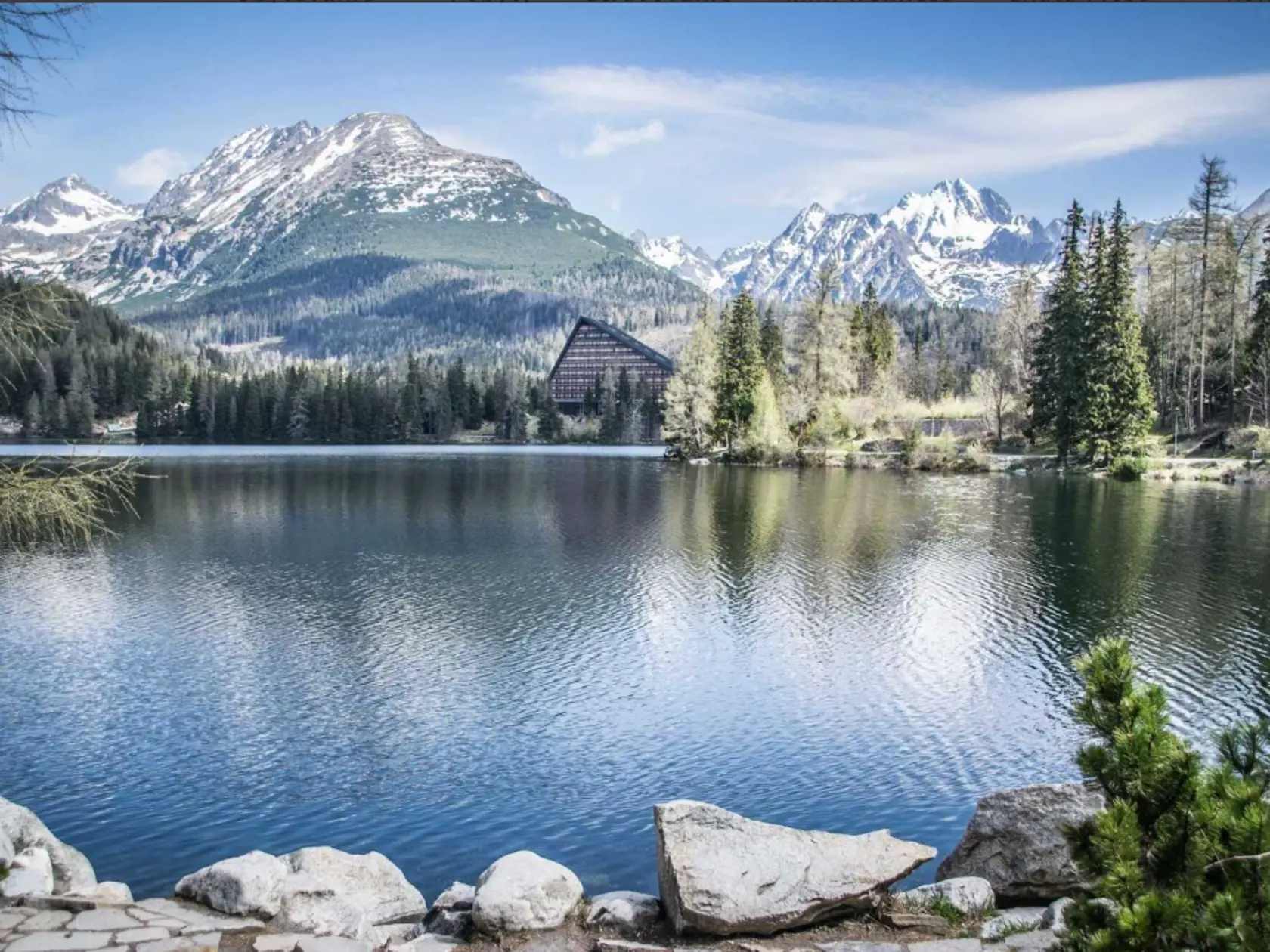 Viktor Vincze výlet na Štbské pleso neodporúča.