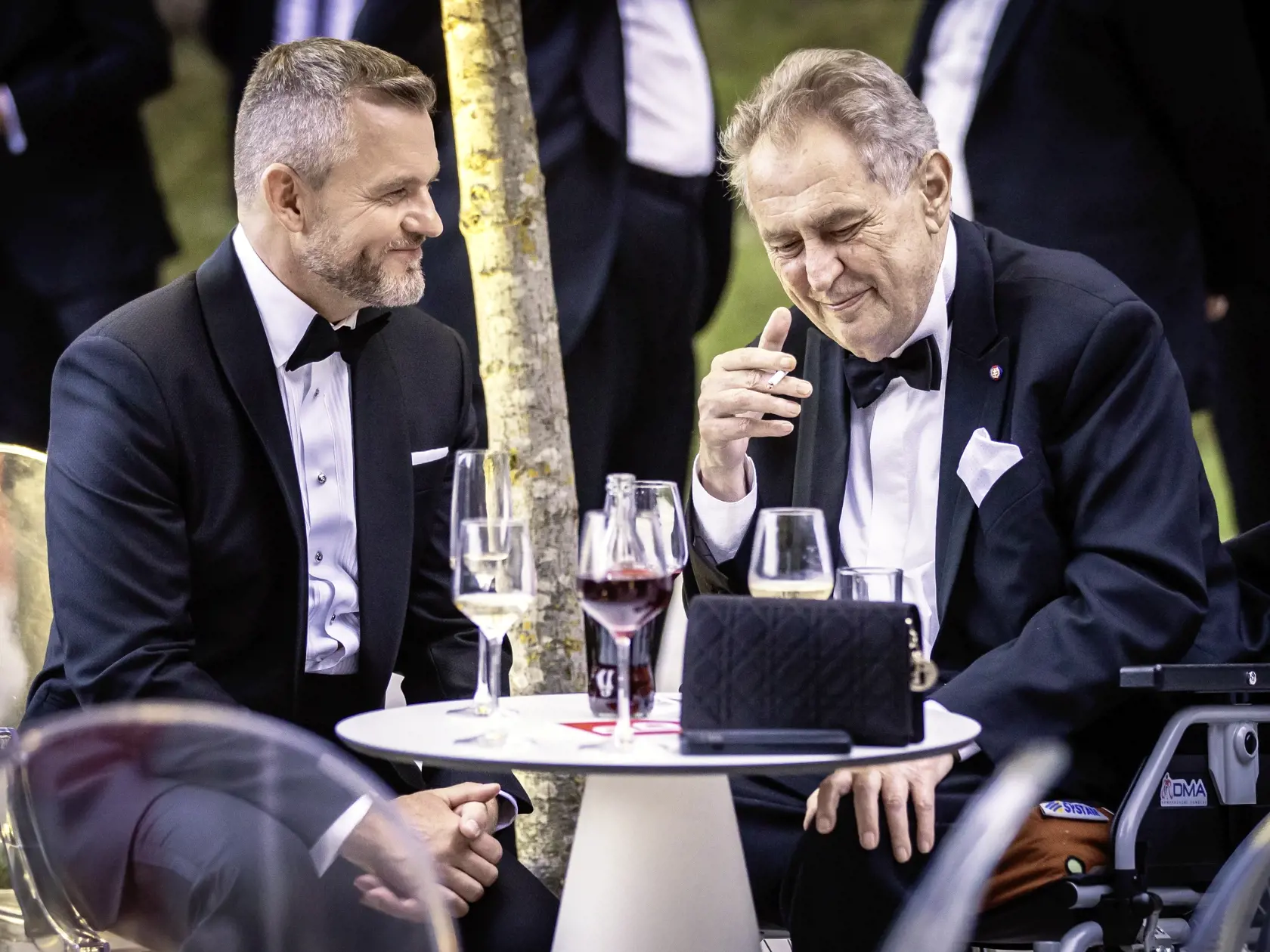 S českým exprezidentom. Pellegrini si vychutnal pohár vína aj s Milošom Zemanom.