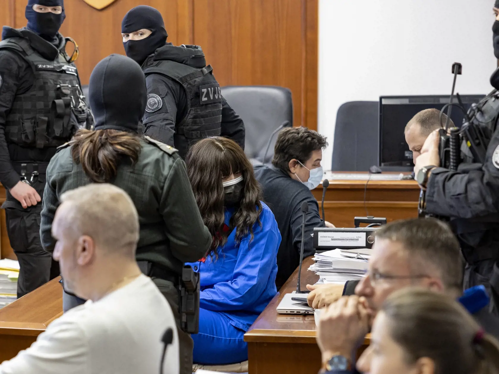 Hlavné pojednávanie na Špecializovanom trestnom súde v Pezinku vo veci vraždy investigatívneho novinára Jána Kuciaka a objednávky prípravy vrážd generálneho prokurátora Maroša Žilinku, špeciálneho prokurátora Daniela Lipšica a prokurátora generálnej prokuratúry Petra Šufliarskeho. Na snímke je Alena Zsuzsová a Marián Kočner.