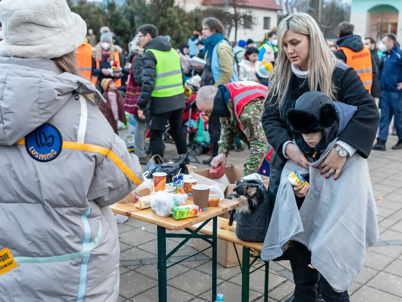 Na snímke sú utečenci v tábore na slovensko-ukrajinskej hranici v Ubli.