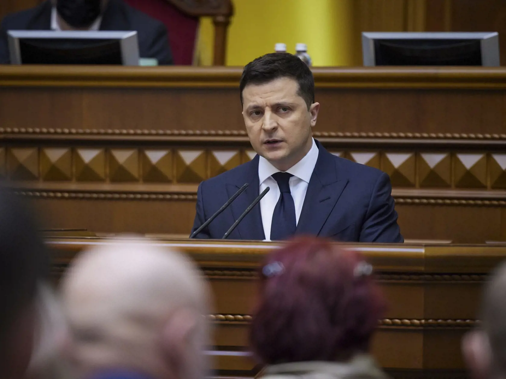 "Teraz je naozaj potrebné nejakým spôsobom zastaviť ten konflikt. Je to hrozné, my sme sa rozprávali s ľuďmi z Kyjeva, bolo tam aj malé štvorročné dievčatko. Neuvedomovala si to ešte, ale neviem si to vôbec predstaviť u nás," dodal o situácii na Ukrajine Babiš.