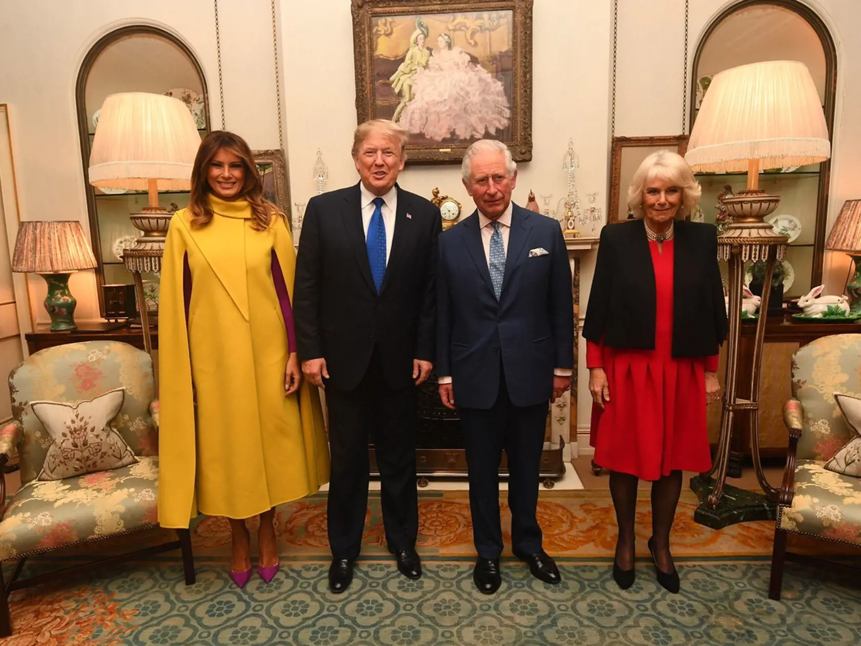 Melania Trump, americký prezident Donald Trump, princ Charles a Camilla.