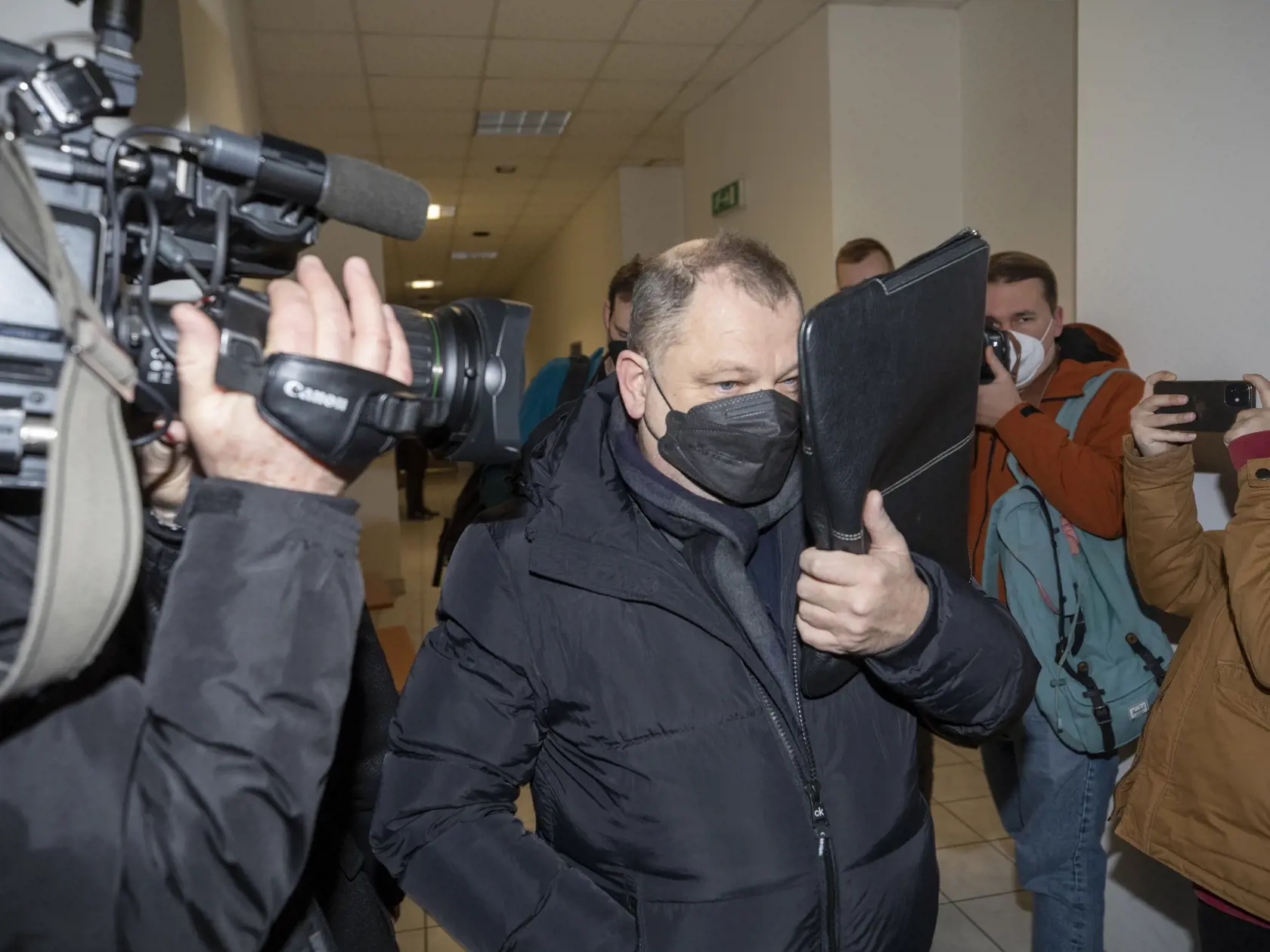 Na snímke organizátor detského tábora Chachaland a manažér RTVS Roman Paulíny obžalovaný zo sexuálneho zneužitia bývalej chovankyne Kataríny Danovej
