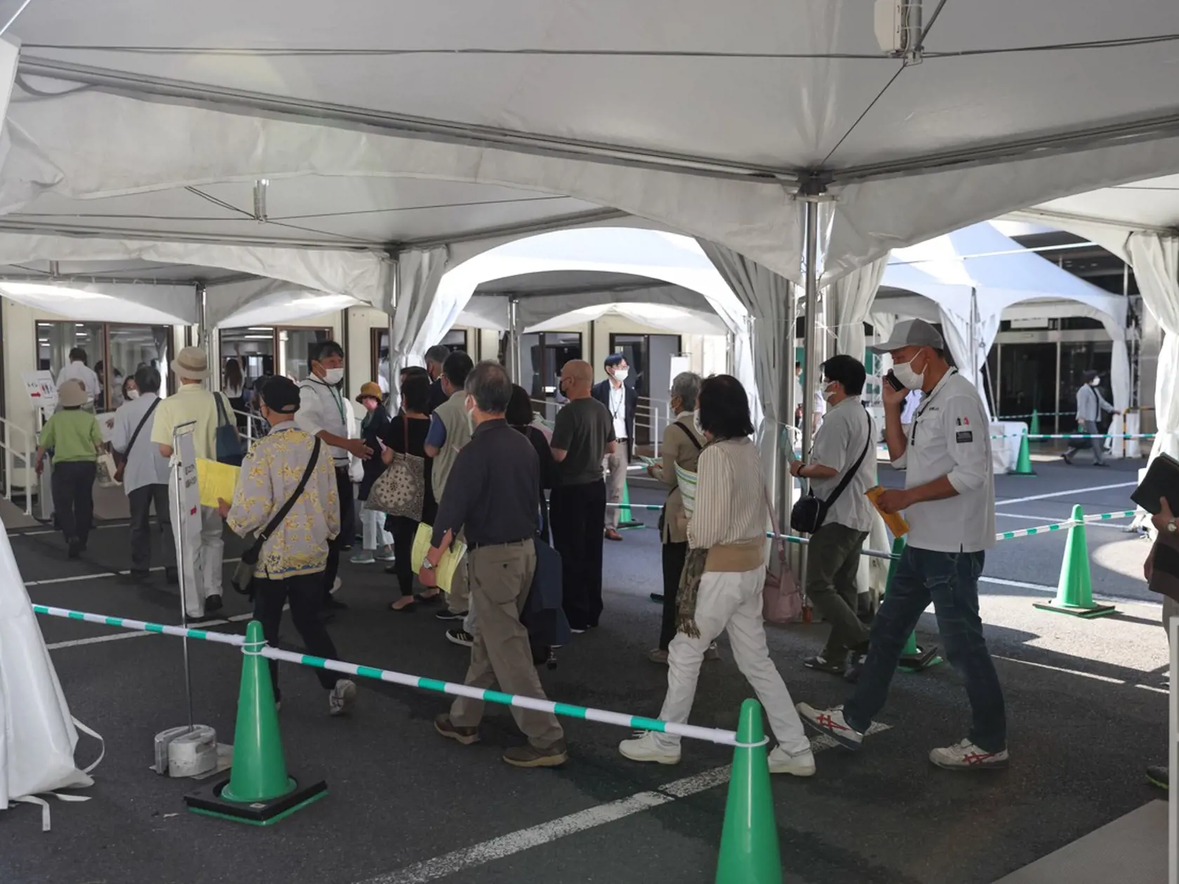 Členské krajiny EÚ sa v stredu v Bruseli na úrovni veľvyslancov dohodli, že pridajú Japonsko na zoznam tretích krajín, z ktorých môžu cestujúci, aj nezaočkovaní, vstúpiť na územie Európskej únie.