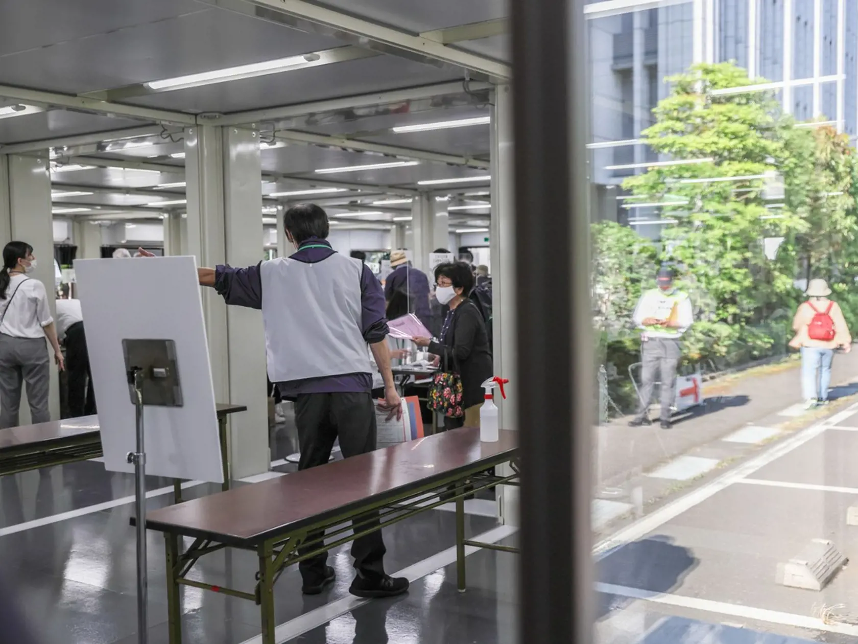 Členské krajiny EÚ sa v stredu v Bruseli na úrovni veľvyslancov dohodli, že pridajú Japonsko na zoznam tretích krajín, z ktorých môžu cestujúci, aj nezaočkovaní, vstúpiť na územie Európskej únie.