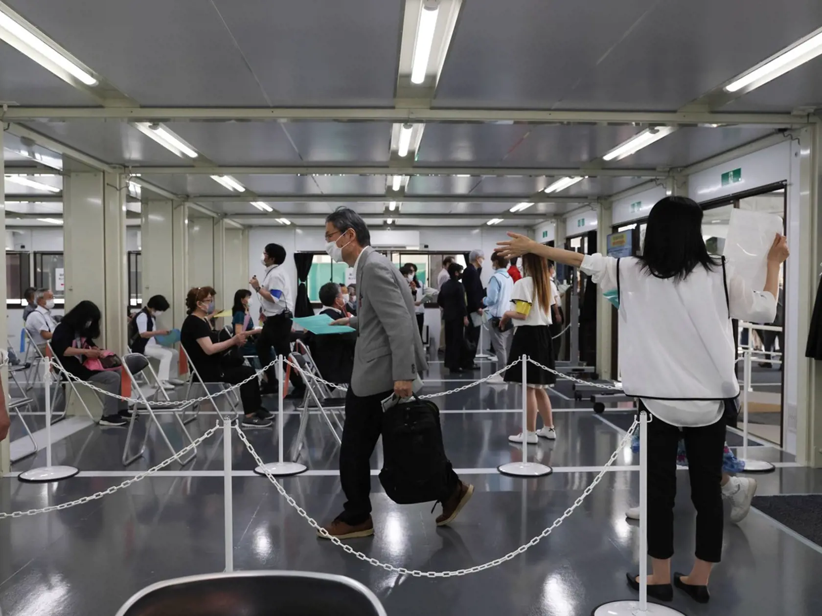 Členské krajiny EÚ sa v stredu v Bruseli na úrovni veľvyslancov dohodli, že pridajú Japonsko na zoznam tretích krajín, z ktorých môžu cestujúci, aj nezaočkovaní, vstúpiť na územie Európskej únie.