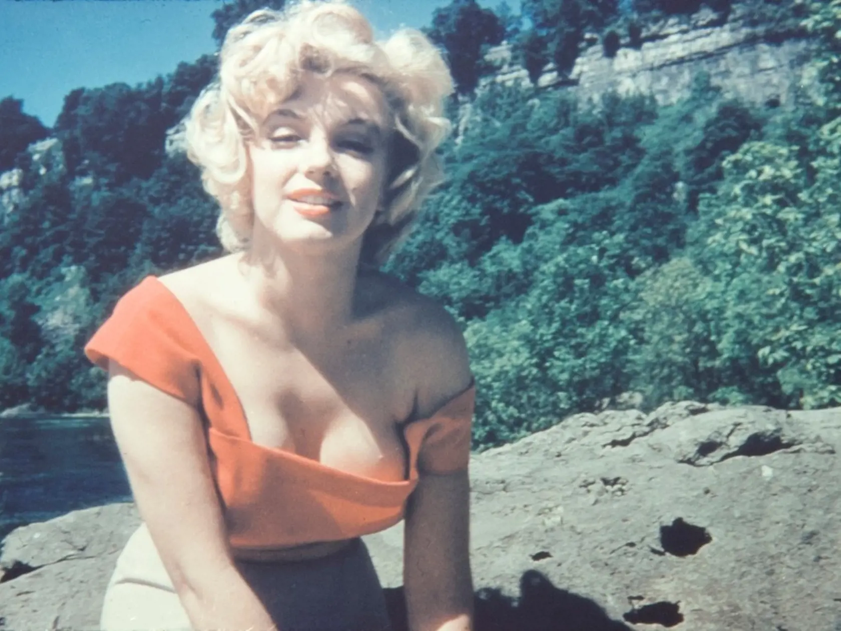 Úmrtie Marylin Monroe zostáva stále záhadou.