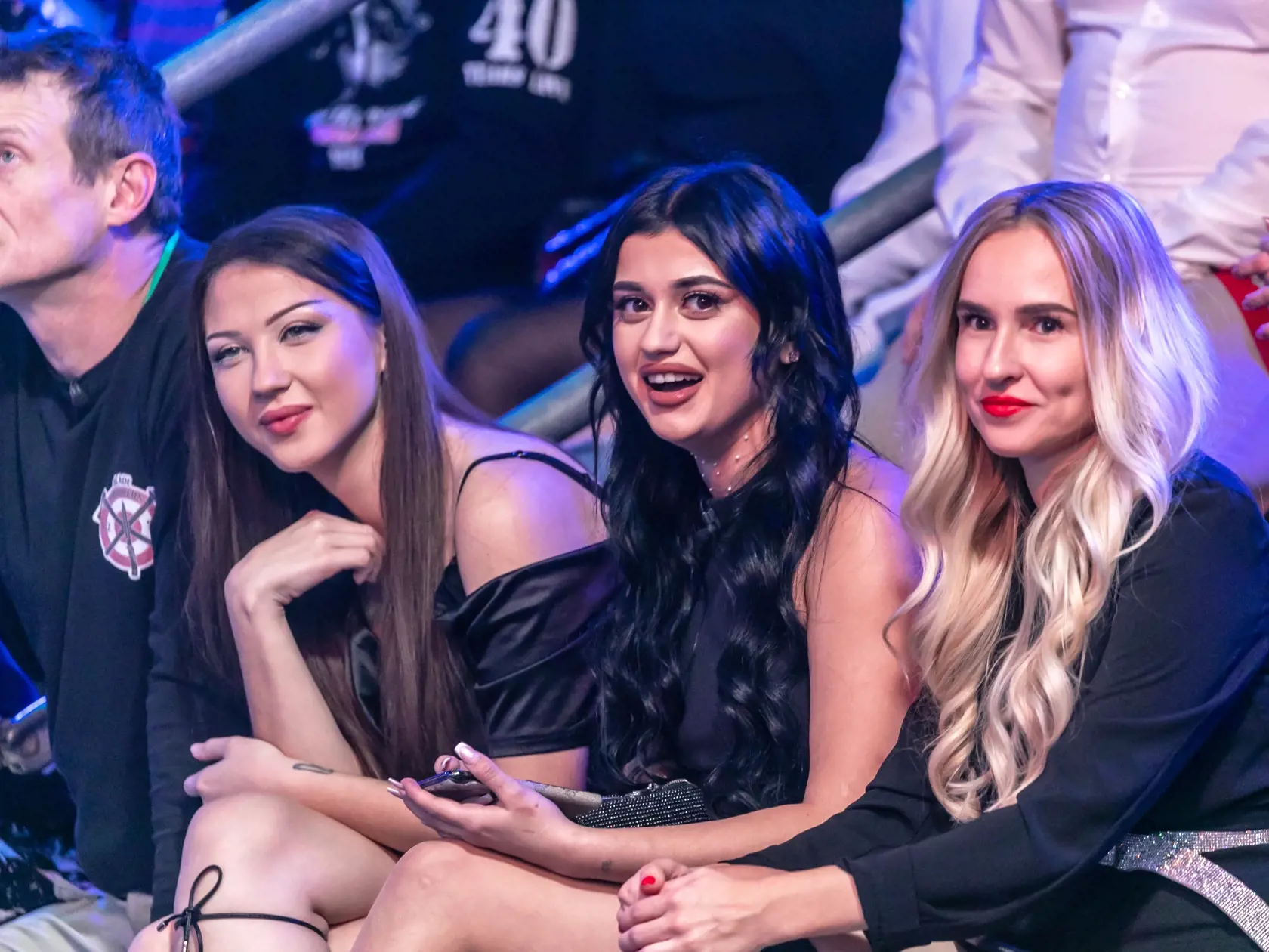 Adam, Ema, Azra a Dominika na finále Farmy.
