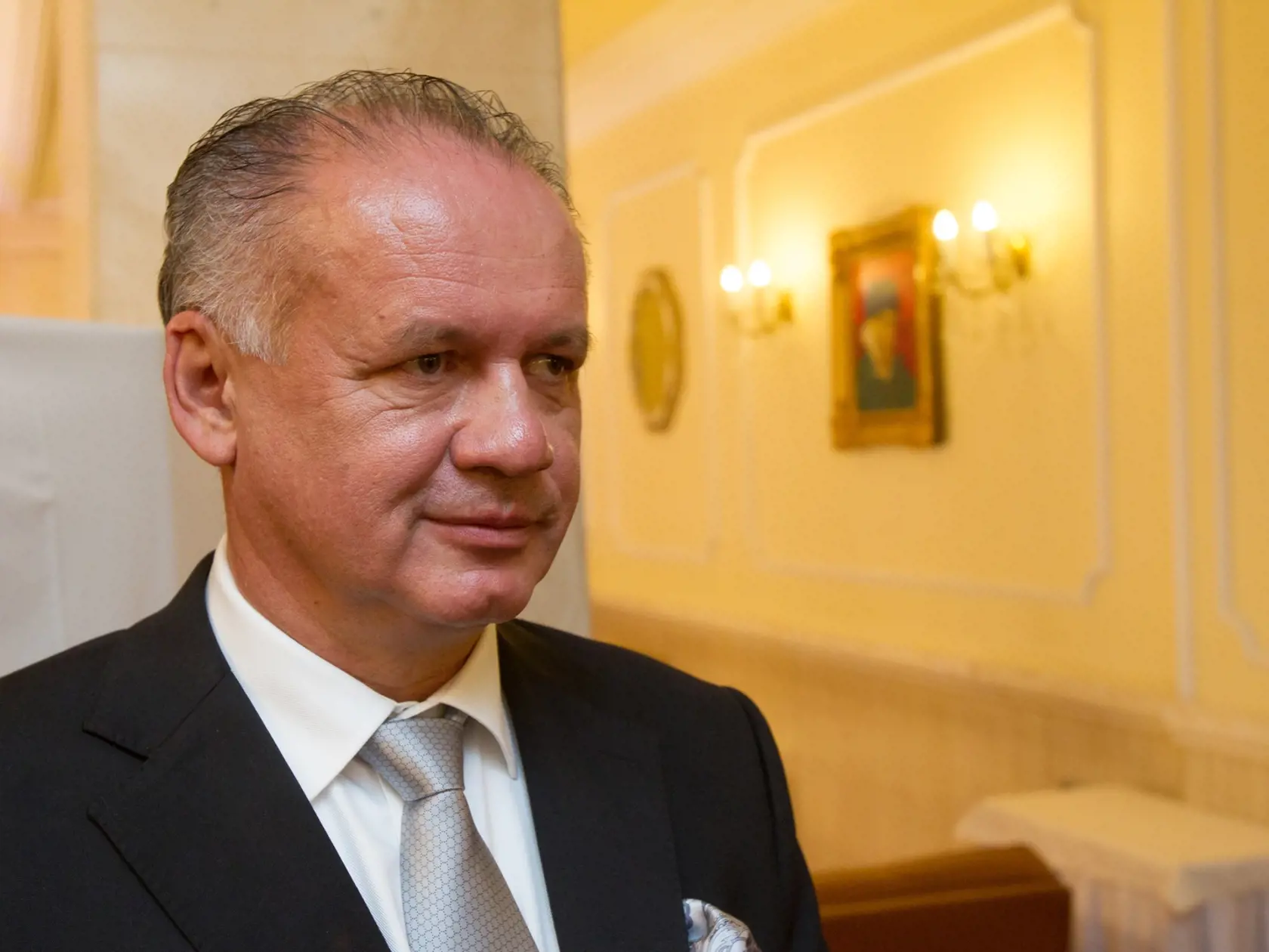 Andrej Kiska by sa mal s dalajlámom stretnúť zajtra.