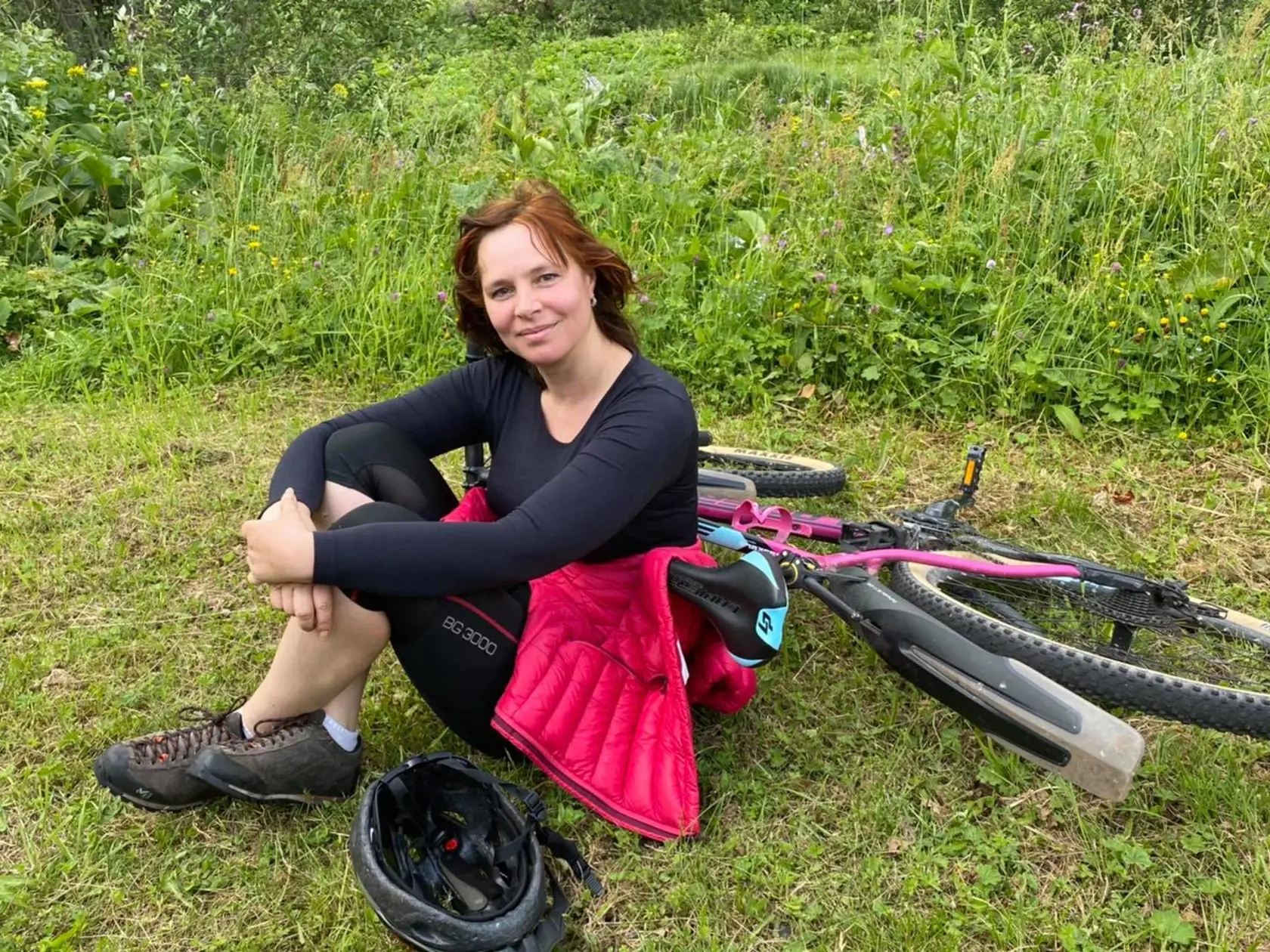 Vicepremiérka Veronika Remišová je známa svojou láskou k cyklistike. Medzi rokovaniami vlády tak chodí "vypnúť" do hôr aj počas letnej sezóny.