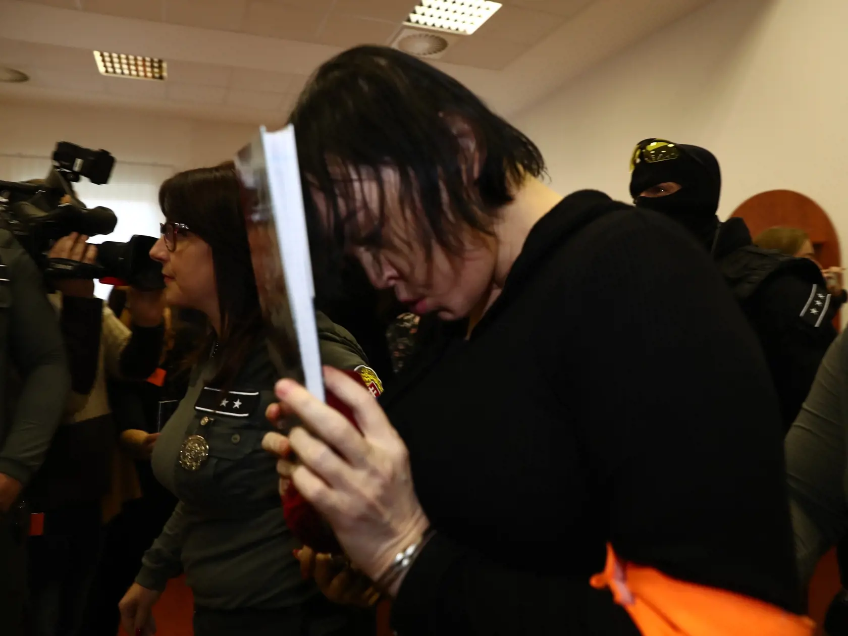 Alena Zsuszsová na súde v Pezinku