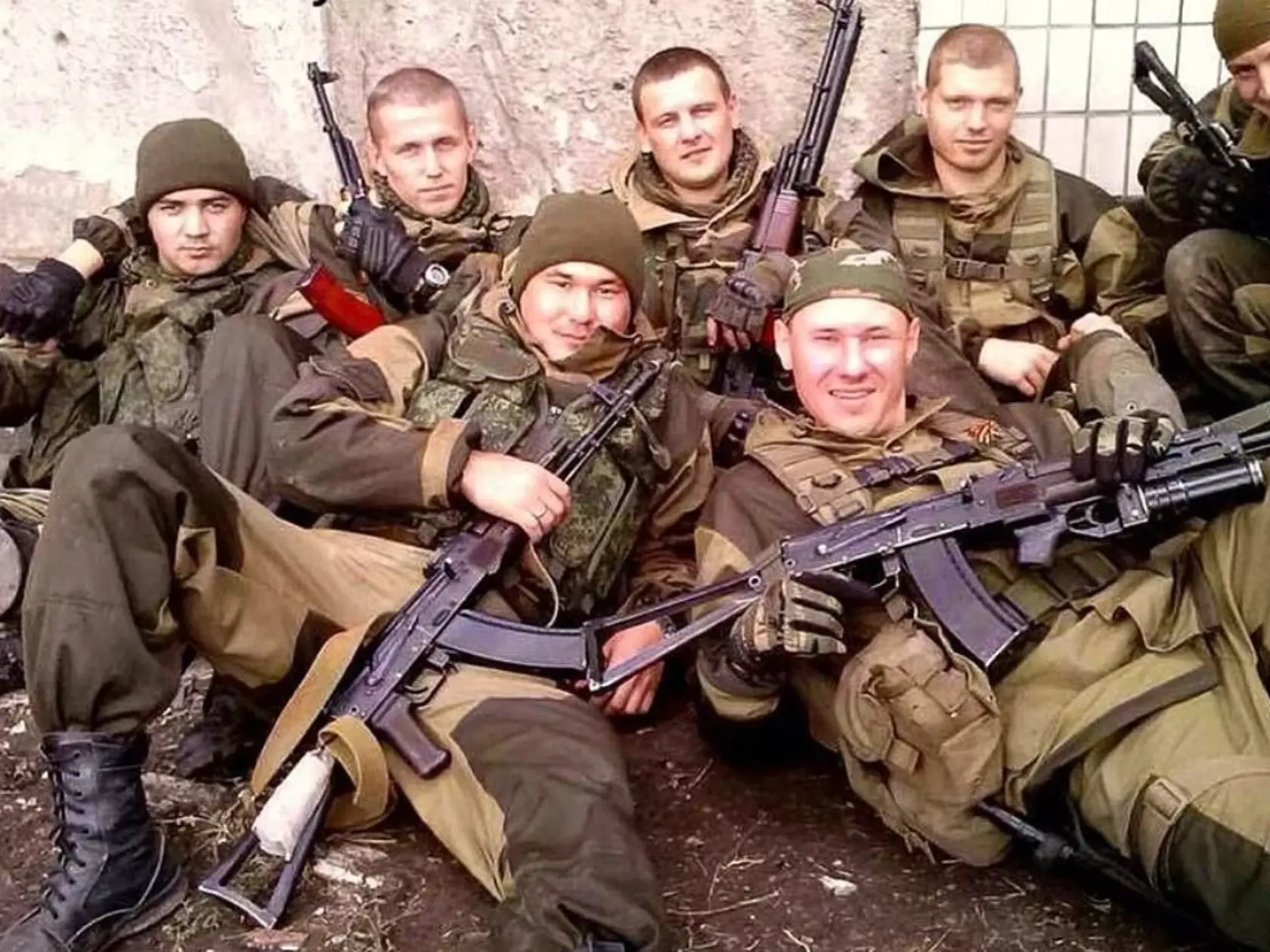 400-členná čata krvilačných žoldnierov priletela z Afriky s rozkazom zabiť Volodymyra Zelenského je súčasťou notoricky známej súkromnej milície spojenej so sériou znásilnení, lúpeží, vrážd a údajných vojnových zločinov.