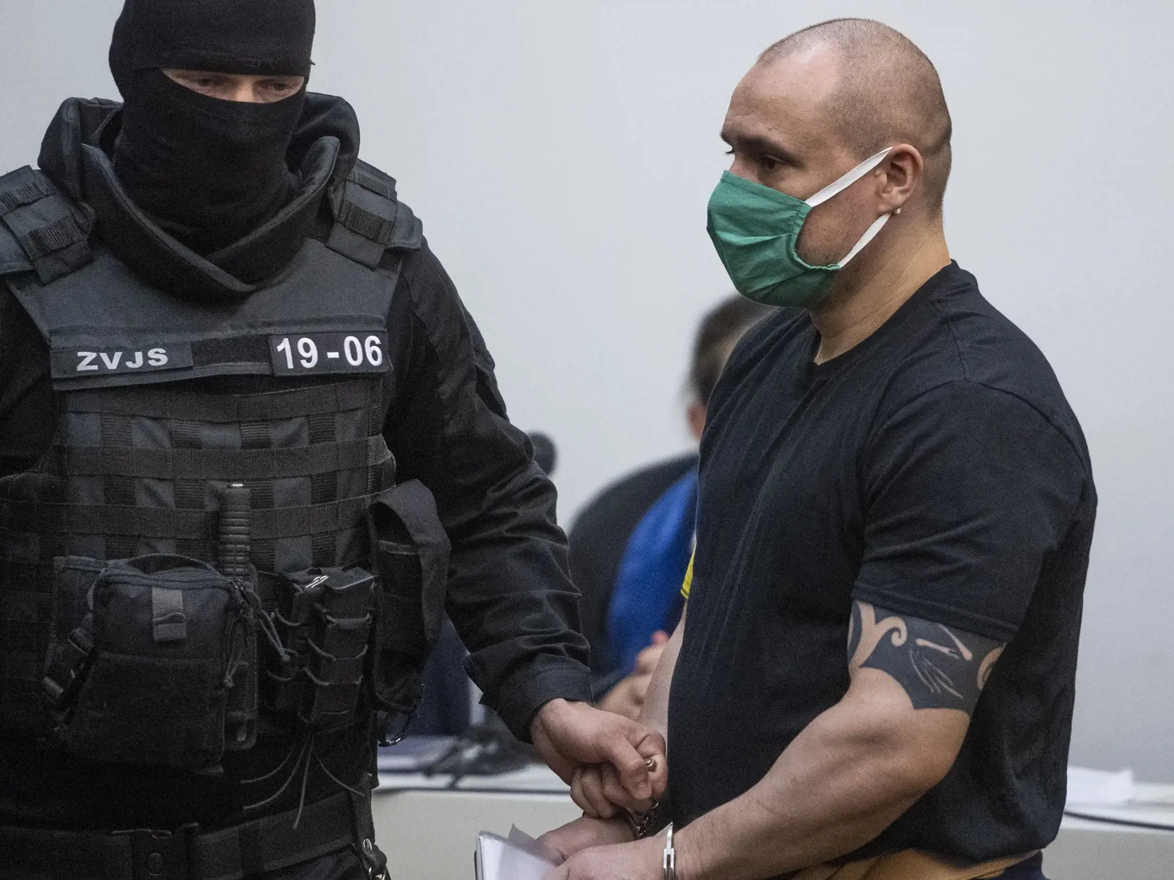 TOMÁŠA SZABÓA právoplatne odsúdili, pretože sa podieľal na vražde podnikateľa z Kolárova, Jána a Martiny.