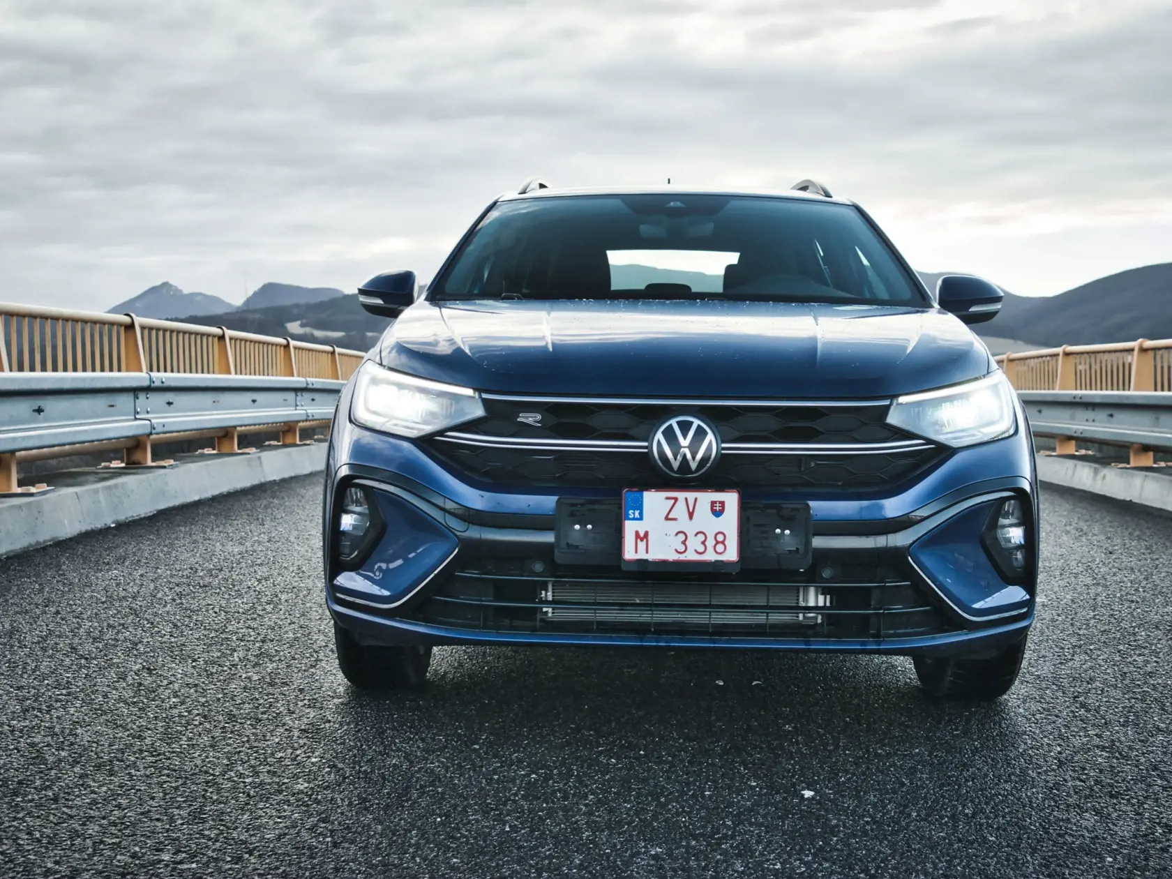 Volkswagen Taigo 1.0 TSI G6 R-Line.