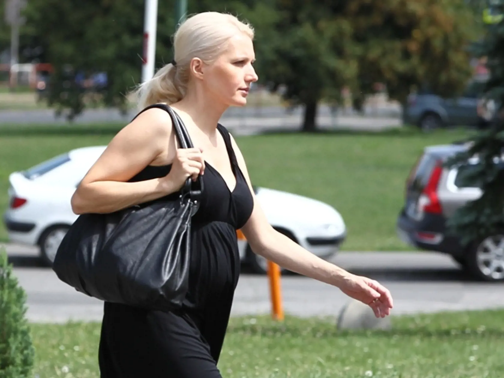 TEHOTNÁ
ANETA: Bojí
sa o svoje
nenarodené
bábätko.