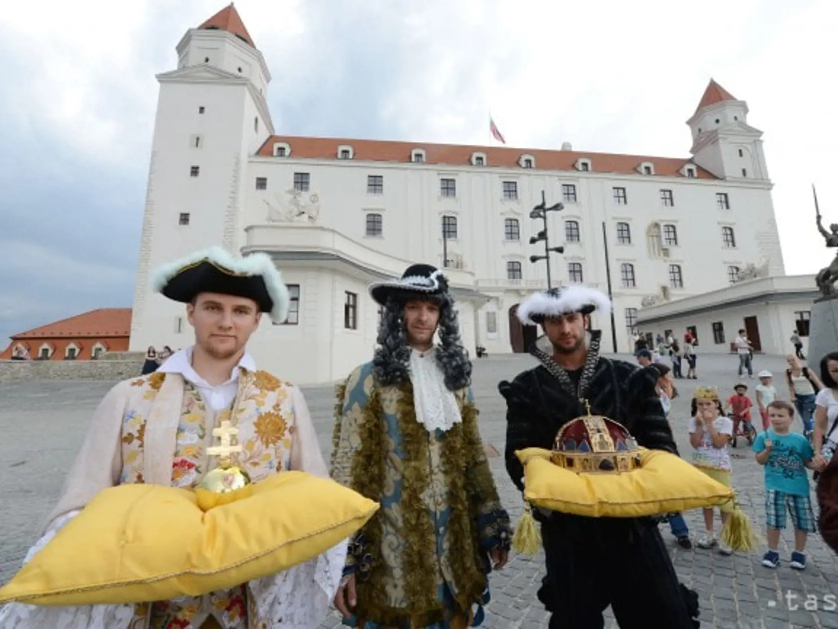 Korunovačné slávnosti budú tento rok bohatšie, k 300. narodeninám Márie Terézie.