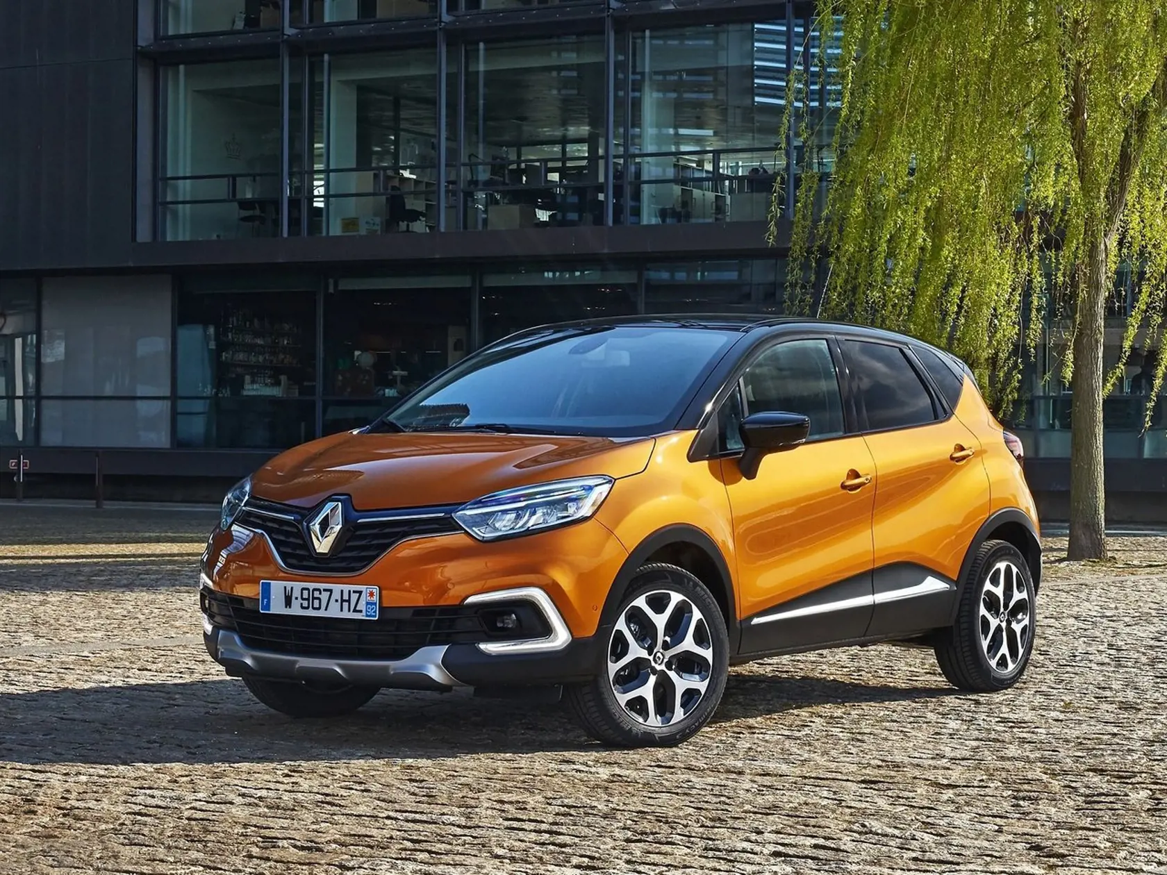 1. Renault Captur: V Európe sa ich doteraz predalo 155 357. Základná cena na Slovensku je 12 190 eur.