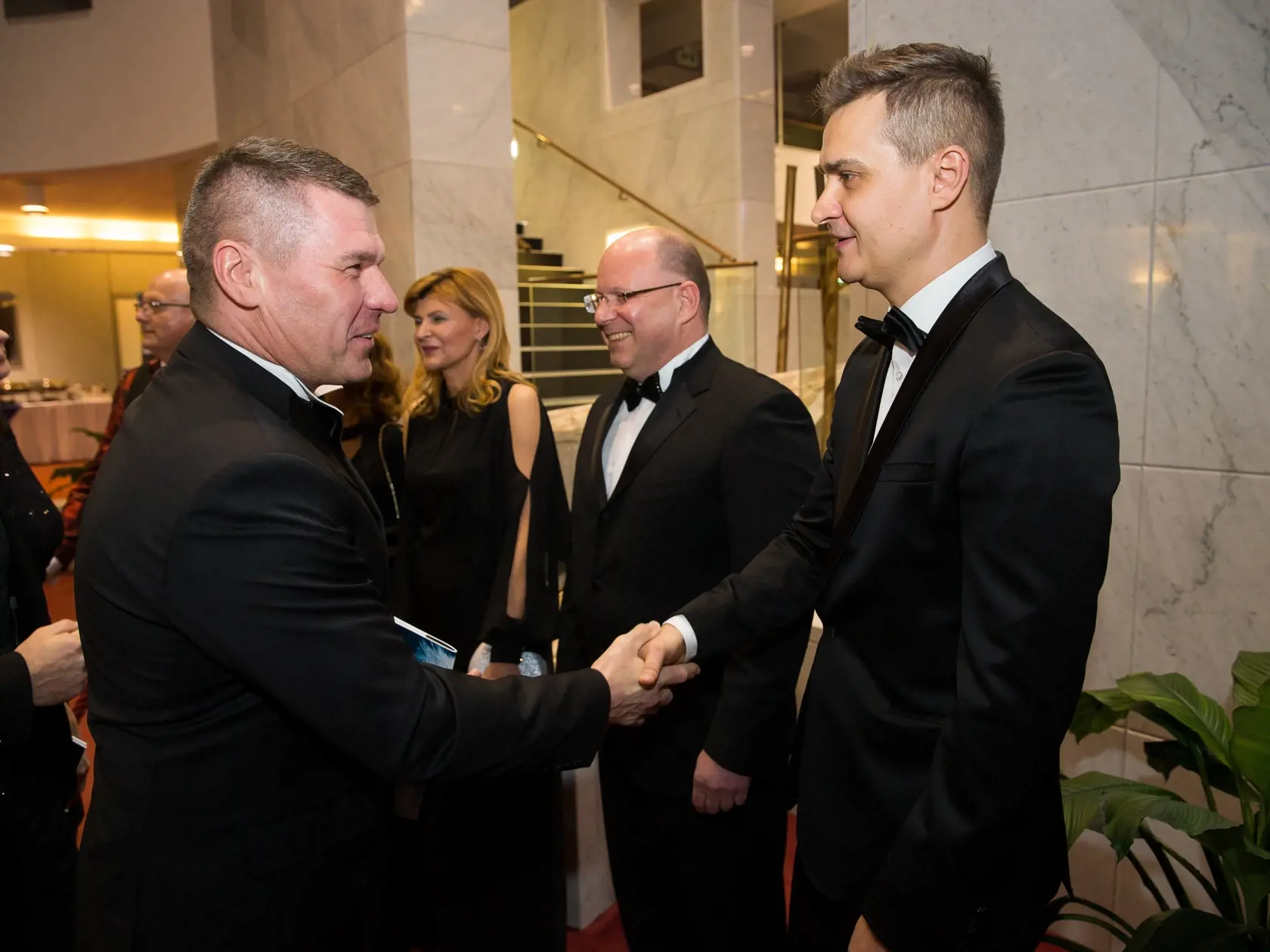 Galavečer odovzdávania ocenení "Krištáľové krídlo" za rok 2018 v novej budove Slovenského národného divadla. Na snímke Ján Ťapák a Michal Teplica.