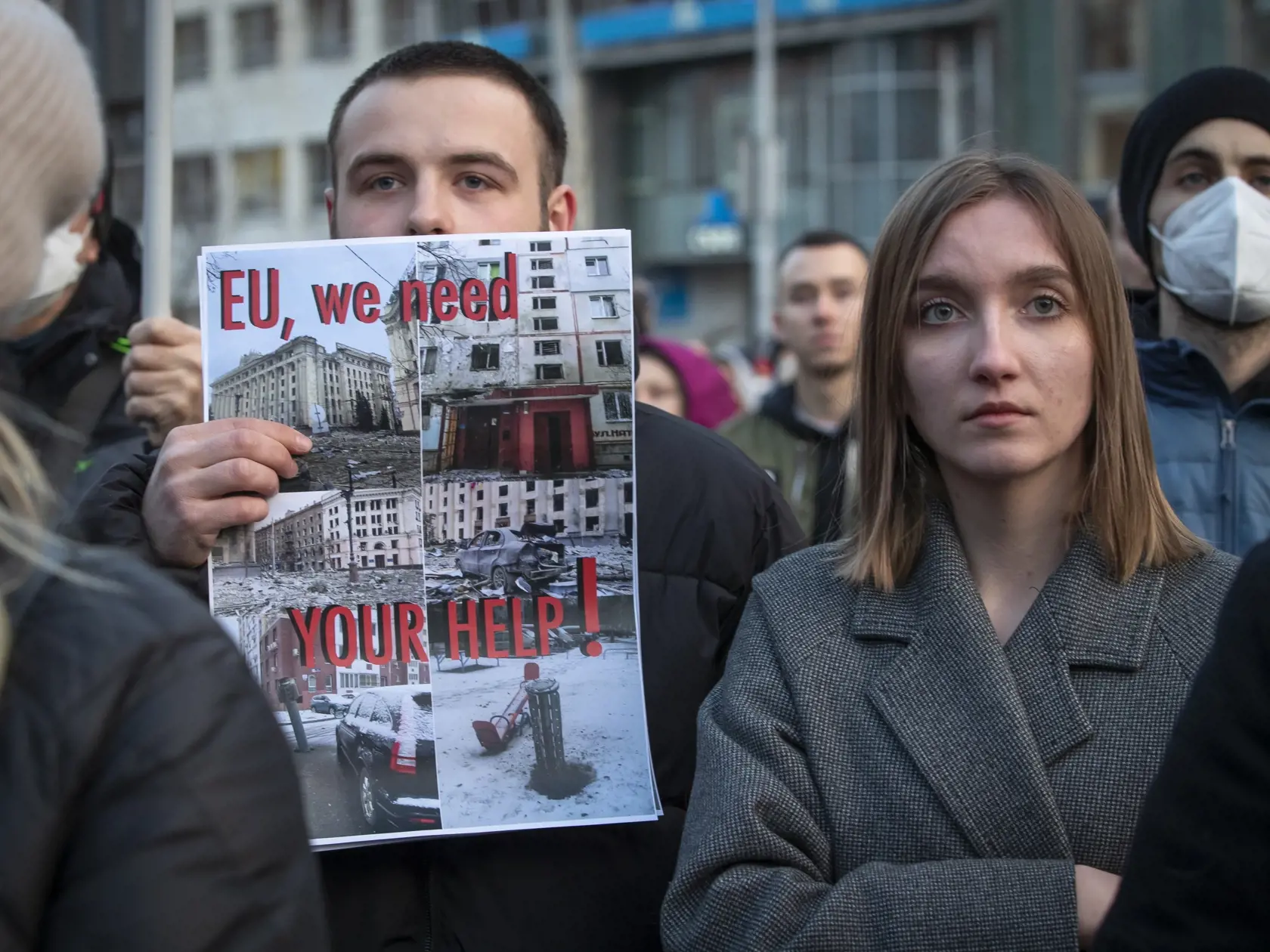 Verejné zhromaždenie na bratislavskom námestí SNP pod názvom Mier Ukrajine v čase vojnového konfliktu na Ukrajine, ktorú napadlo susedné Rusko vedené Vladimírom Putinom.