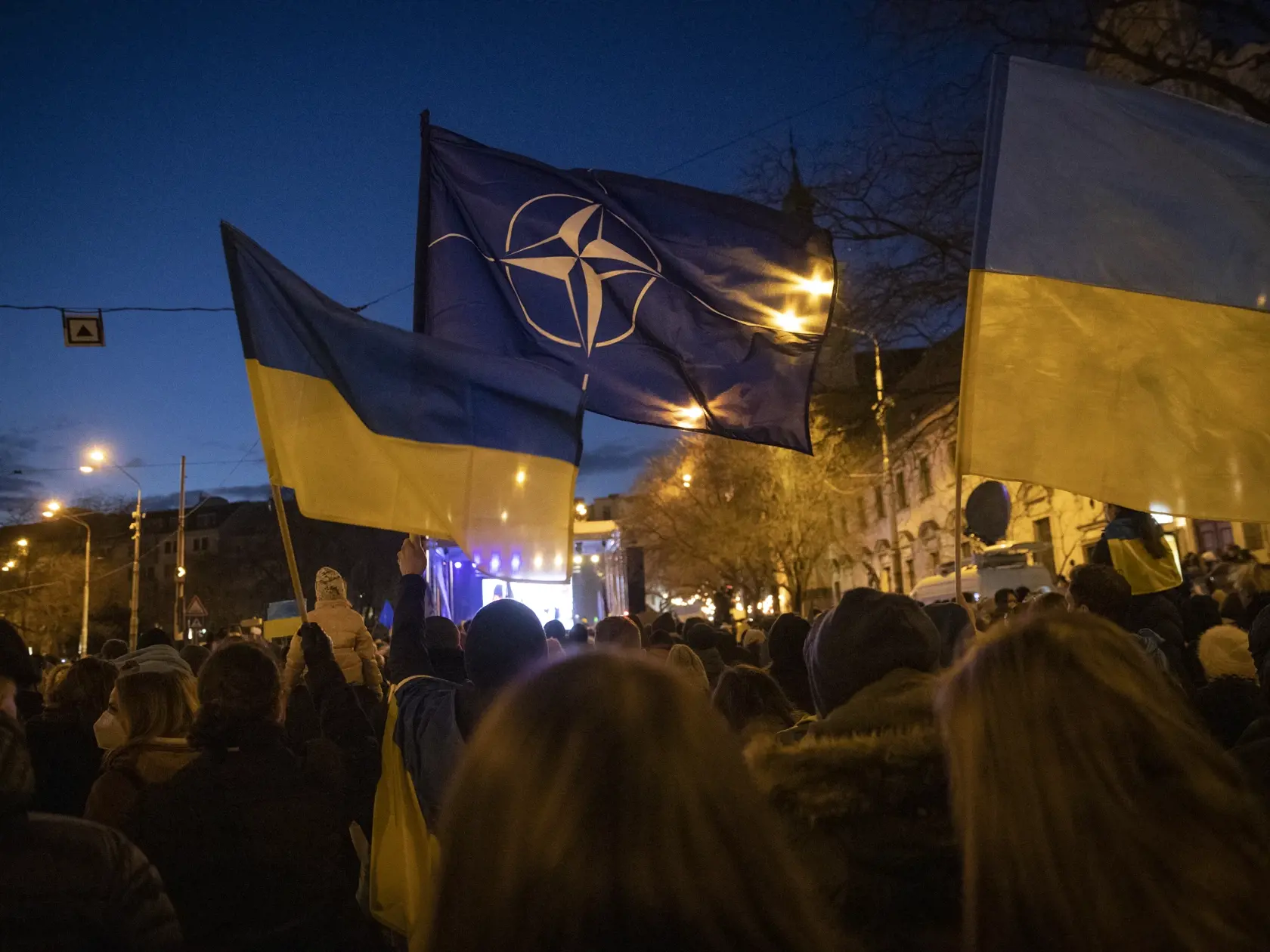 Verejné zhromaždenie na bratislavskom námestí SNP pod názvom Mier Ukrajine v čase vojnového konfliktu na Ukrajine, ktorú napadlo susedné Rusko vedené Vladimírom Putinom.