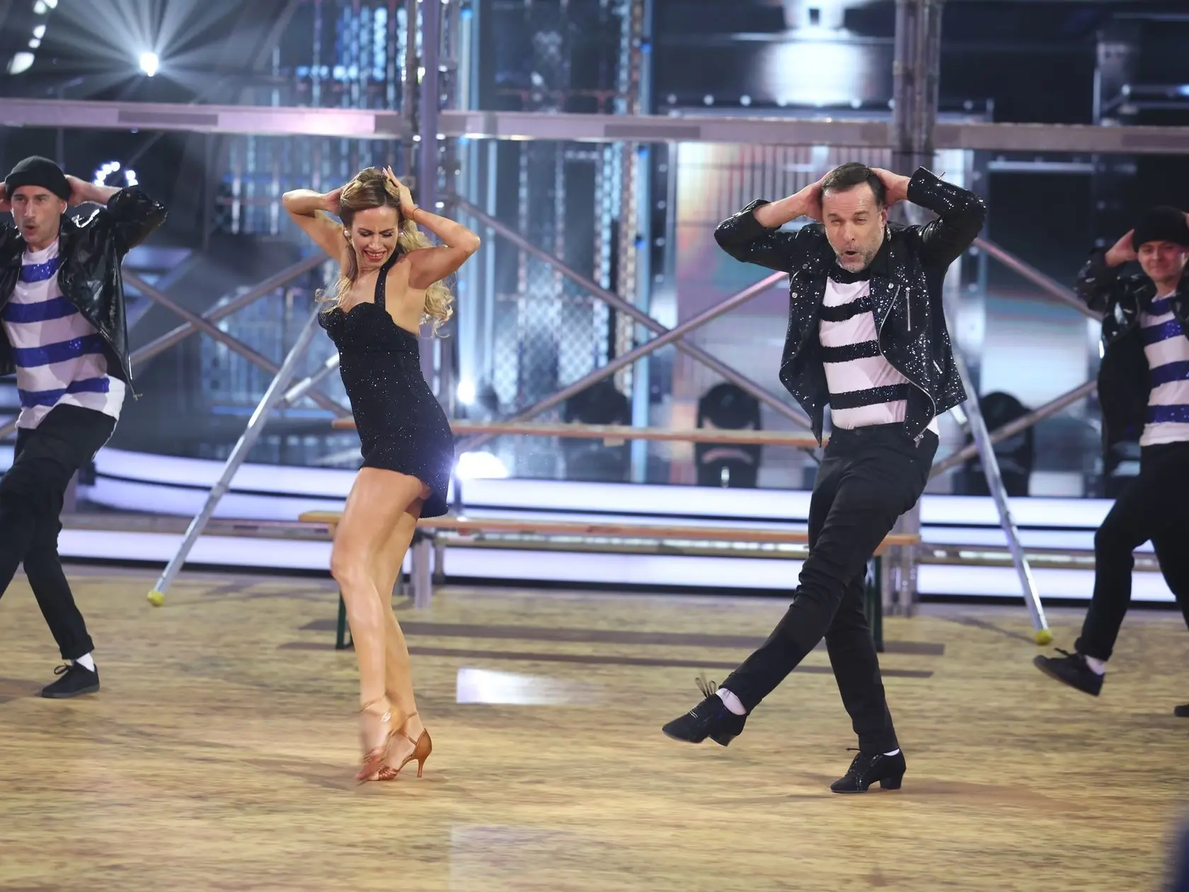 Piate kolo Let's Dance. Na snímke Juraj Kemka a Natália Glosíková.