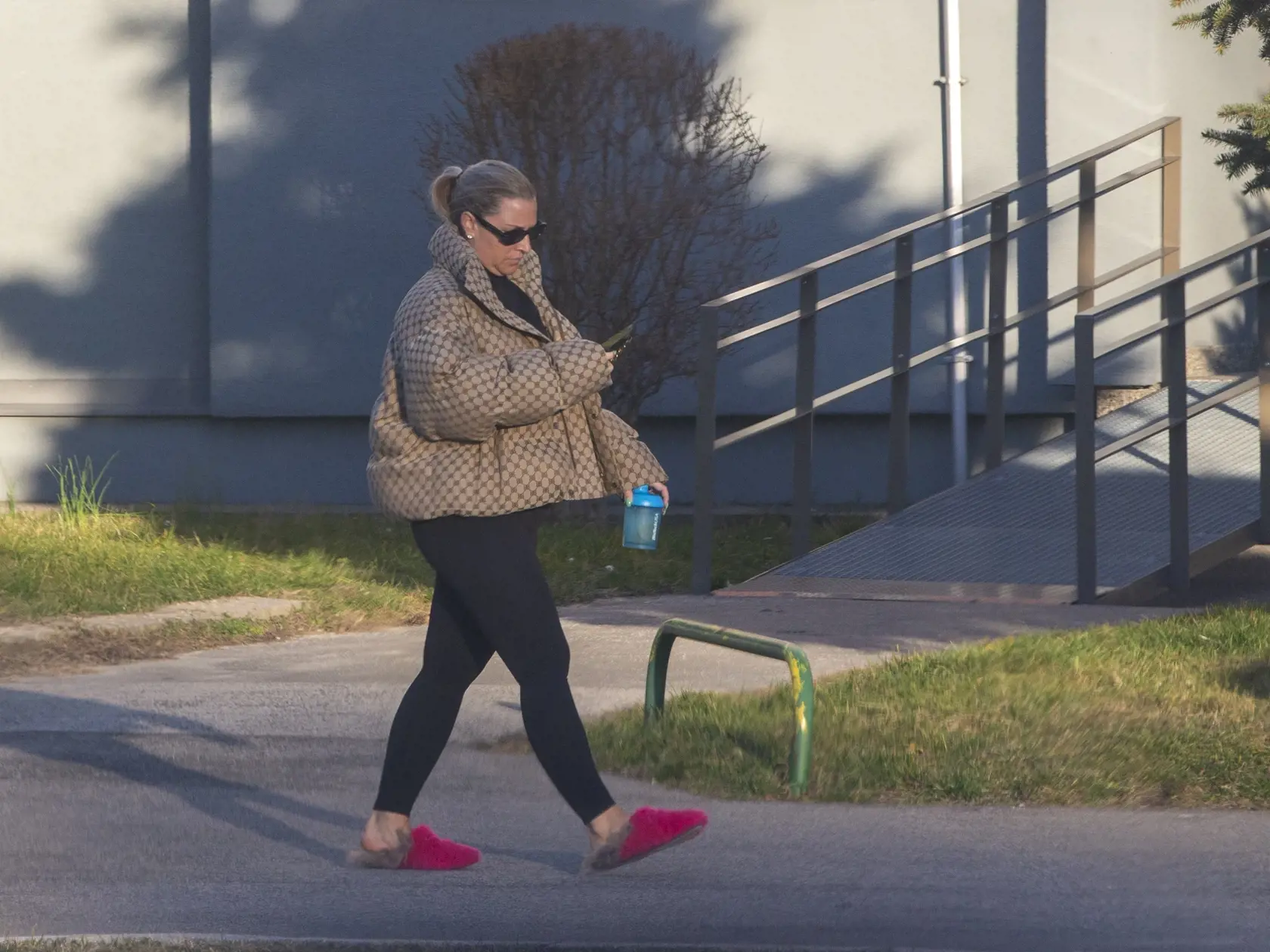 Na snímke je Dominika Cibulková po tréningu v tanečnom štúdiu Dansovia. 
