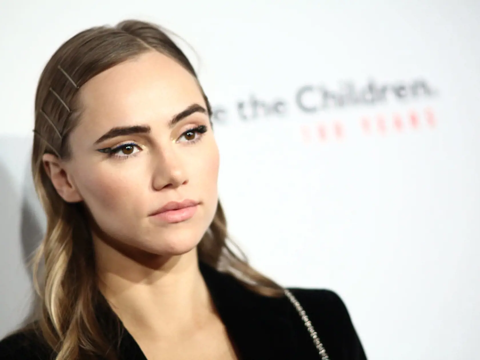 Suki Waterhouse