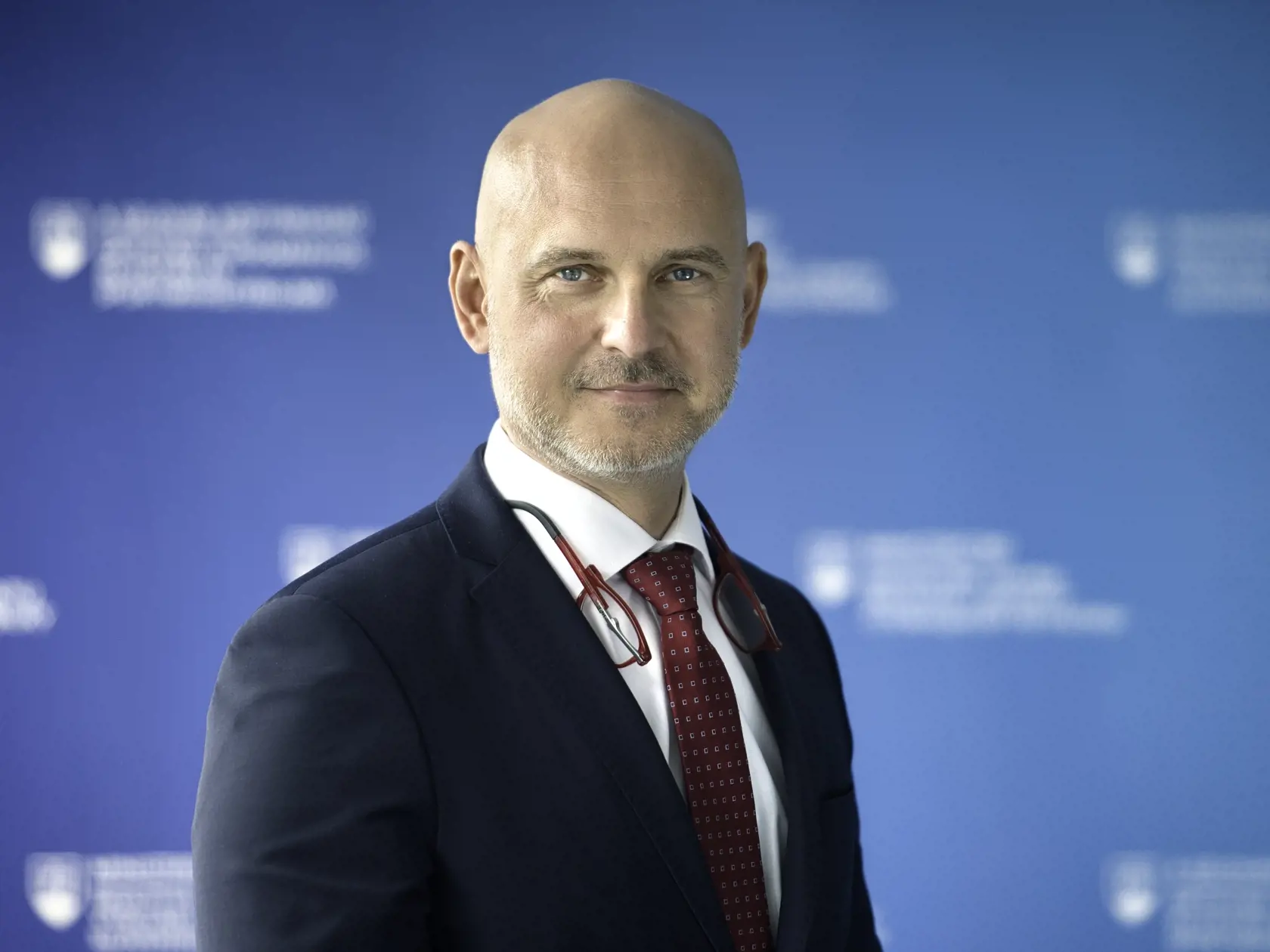 Na snímke minister školstva, vedy, výskumu a športu SR Branislav Gröhling (SaS) pózuje 26. mája 2020 v Bratislave. FOTO TASR - Pavel Neubauer