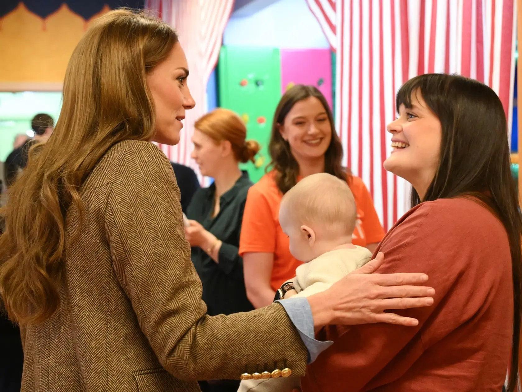 Princ William a Kate sa vrátili na miesto, kde to pred vyše 20 rokmi medzi nimi celé začalo. Do Škótska. A opäť to medzi nimi iskrilo.