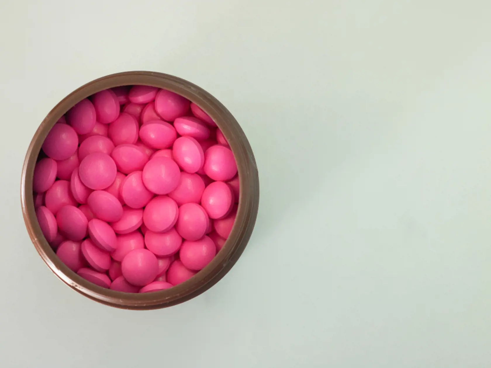 Paracetamol, ibuprofen a ďalšie liečivá pri chronickom užívaní viac škodia ako prospievajú.