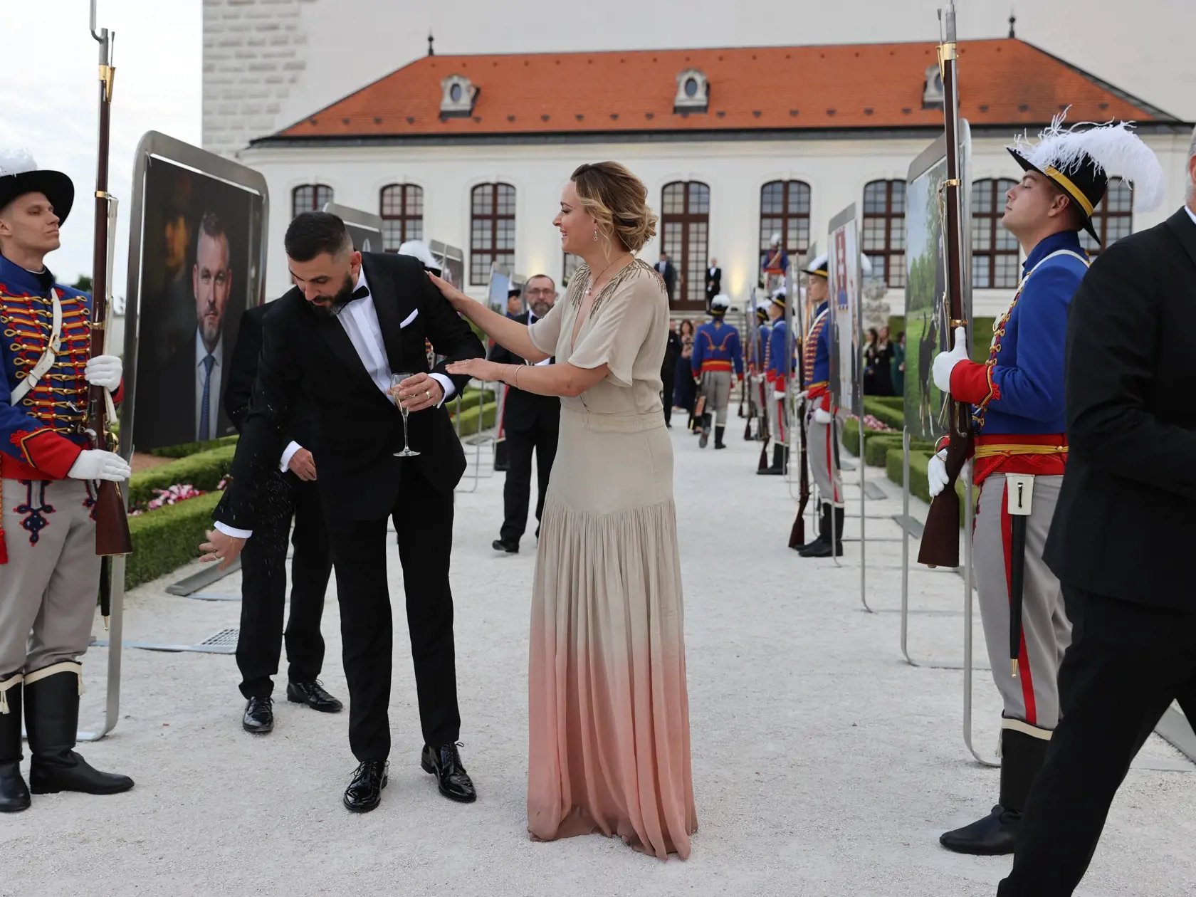 Slávnostná recepcia prezidenta SR Petra Pellegriniho na Bratislavskom hrade. Na snímke je Ján Mažgút a Romana Tabak.