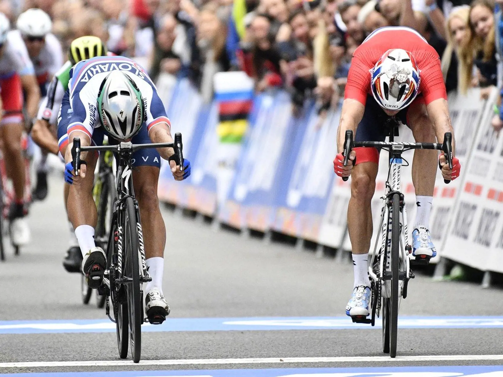 Cyklistický šampionát skončil víťazstvom Sagana a dlhmi nórskej cyklistiky.