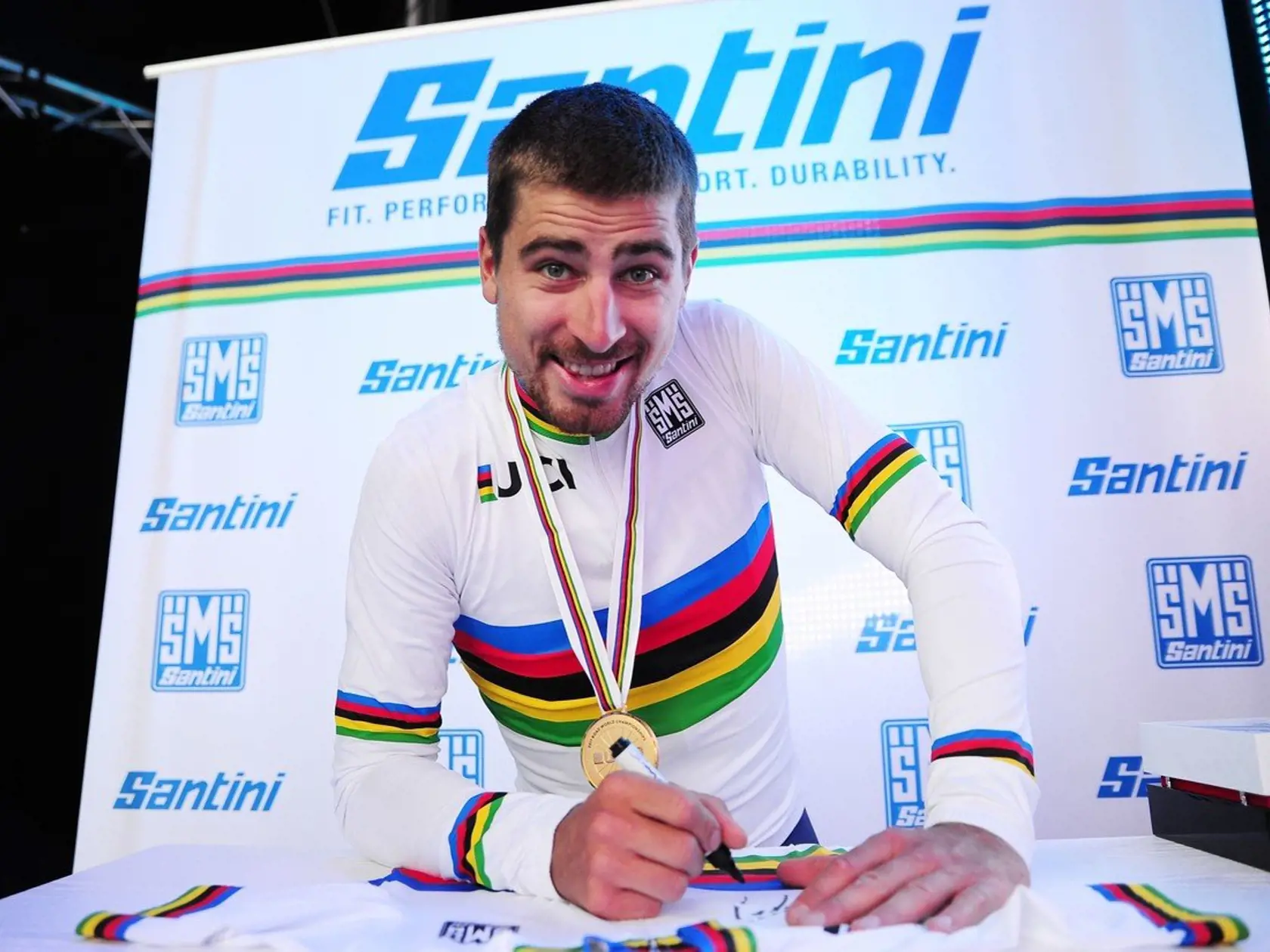 Peter Sagan sa stal už po tretíkrát majstrom sveta.