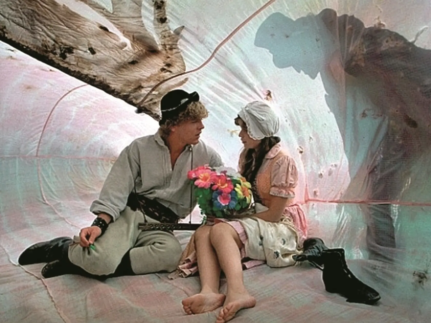 Zábery z filmu Perinbaba. Petra Vančíková-Kolevská a Tobias Hoesl.