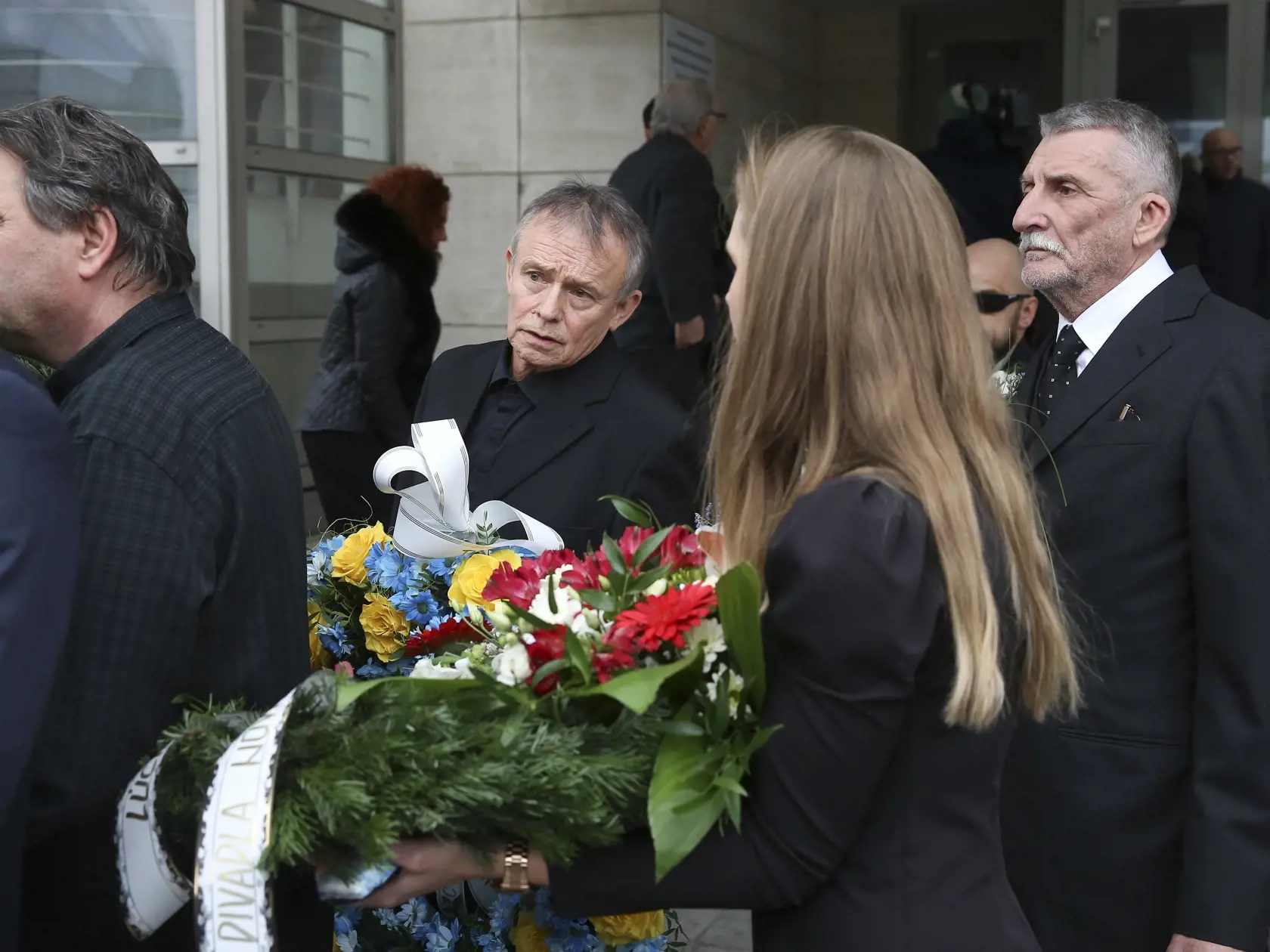 Na snímke pohreb slovenského herca Mariána Labudu v novej budove SND