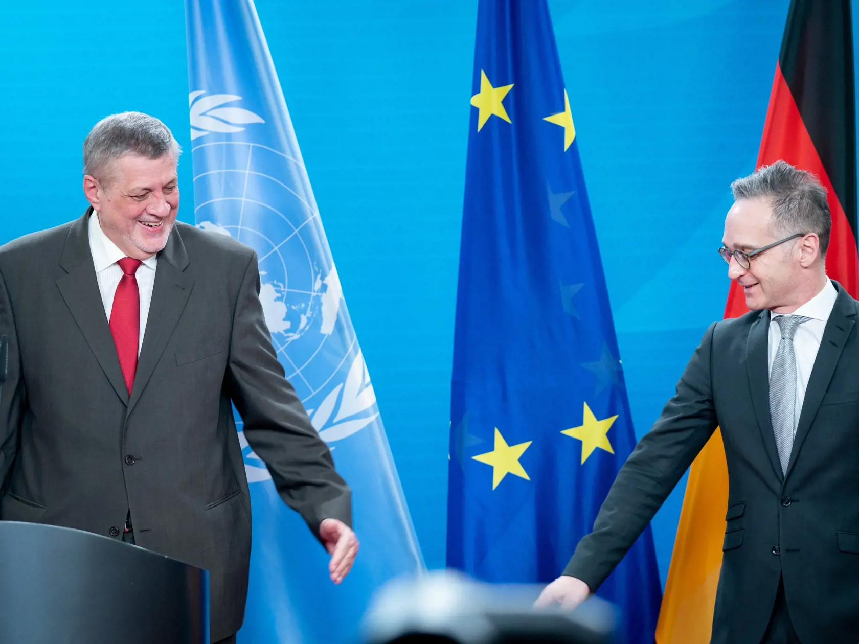 Ján Kubiš (vľavo) a nemecký minister zahraničných vecí Heiko Maas počas tlačovej konferencie na pôde rezortu diplomacie v Berlíne vo štvrtok 18. marca 2021.