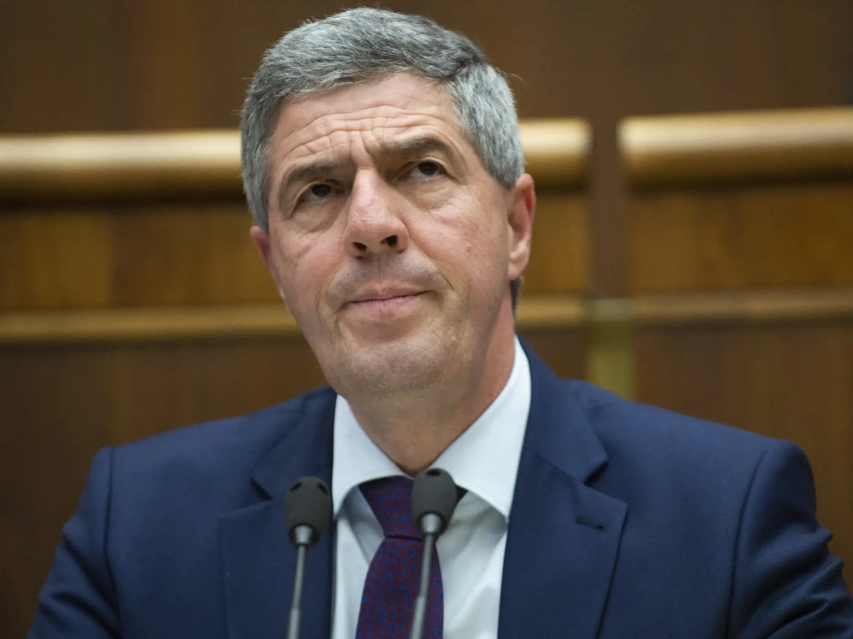Na snímke podpredseda parlamentu Béla Bugár (Most-Híd) počas rokovania 53. schôdze parlamentu 26. novembra 2019 v Bratislave. FOTO TASR - Jakub Kotian 
