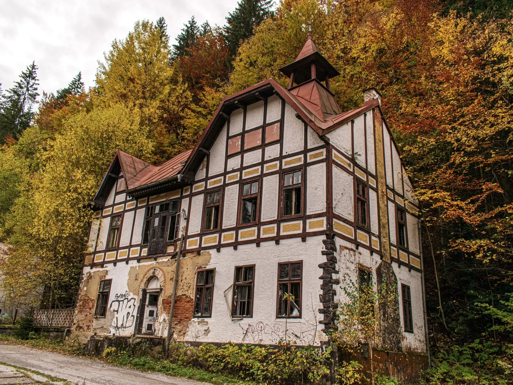 Napriek tomu, že majú už niekoľko rokov nového českého majiteľa a zdalo sa, že im začalo svitať na lepšie časy, žiaľ, nestalo sa tak.