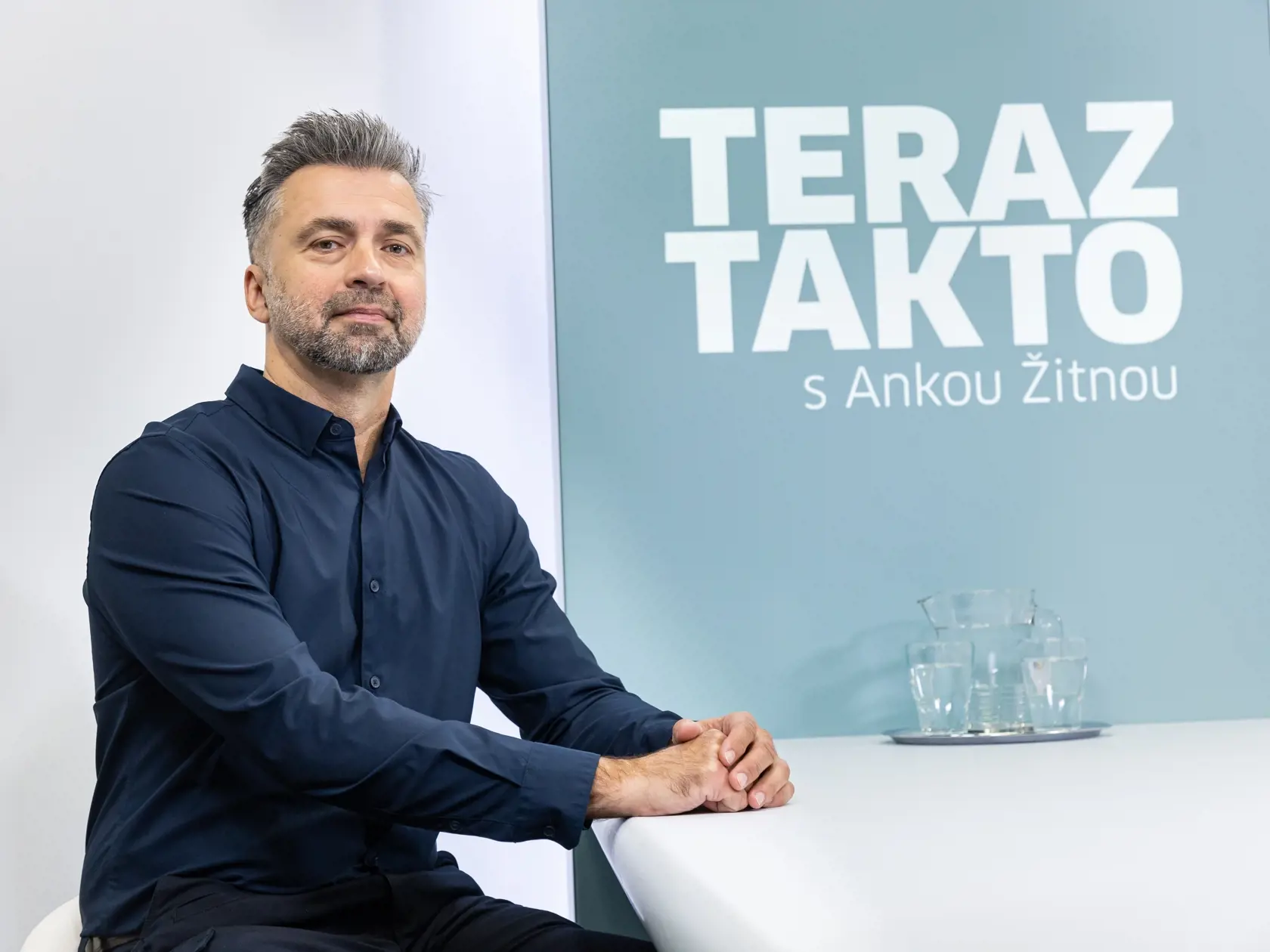 Odborník na marketing Pavol Minár kritizoval komunikáciu v spore v zdravotníctve.