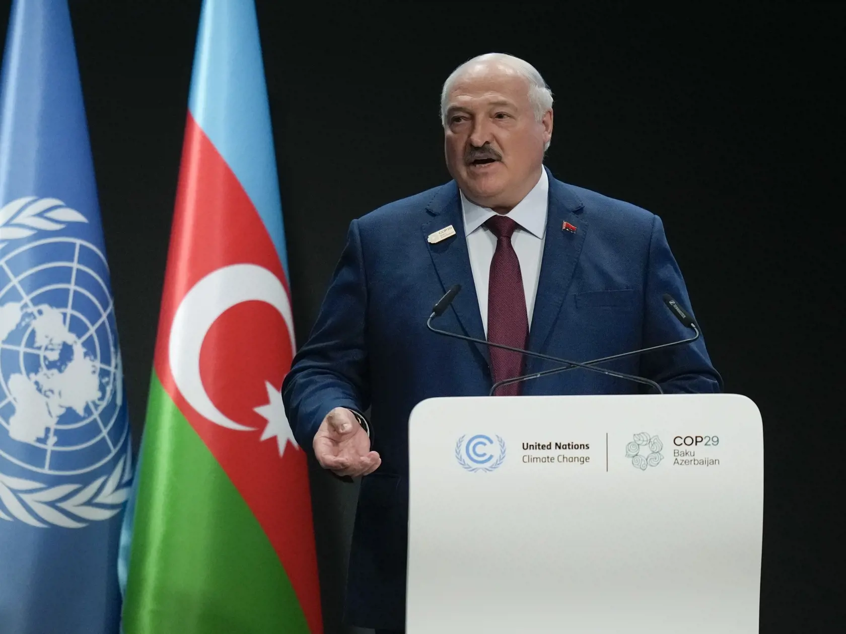 KK21 Baku - Bieloruský prezident Alexandr Lukašenko rozpráva počas plenárneho zasadnutia na Klimatickej konferencii OSN COP 29 v Baku 13. novembra 2024. FOTO TASR/AP
Belarus President Alexander Lukashenko speaks during a plenary session at the COP29 U.N. Climate Summit, Tuesday, Nov. 12, 2024, in Baku, Azerbaijan. (AP Photo/Rafiq Maqbool)