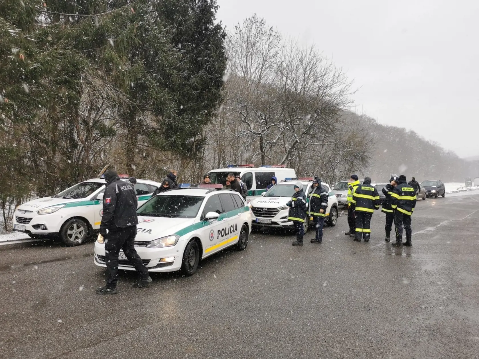 Polícia Trenčianskeho kraja zdieľala na svojej stránke na sociálnej sieti naliehavú prosbu o pomoc - pátra po 32-ročnej Veronike Královej z Hornej Súče (okr. Trenčín).