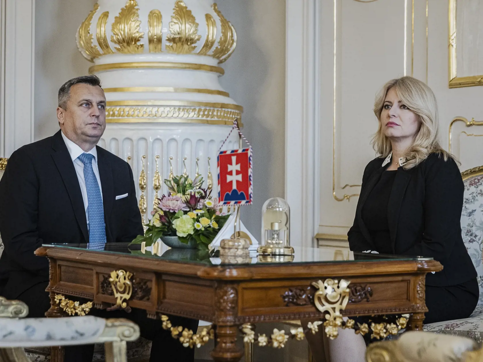 Prezidentka Slovenskej republiky Zuzana Čaputová prijala na základe výsledkov predčasných parlamentných volieb v prezidentskom paláci predsedu strany SNS Andreja Danka.