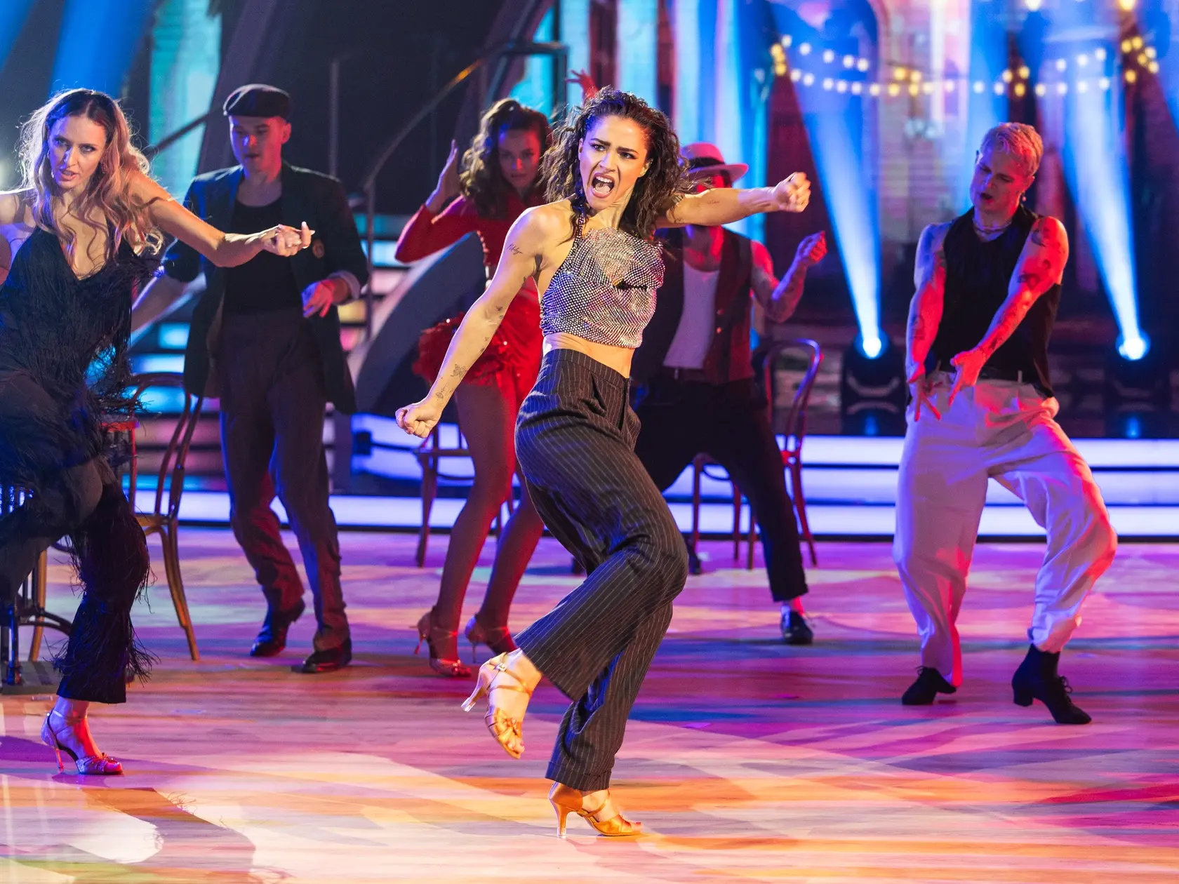 Na snímke Eva Burešová a Matyáš Adamec počas piateho  kola Let's dance 2025.