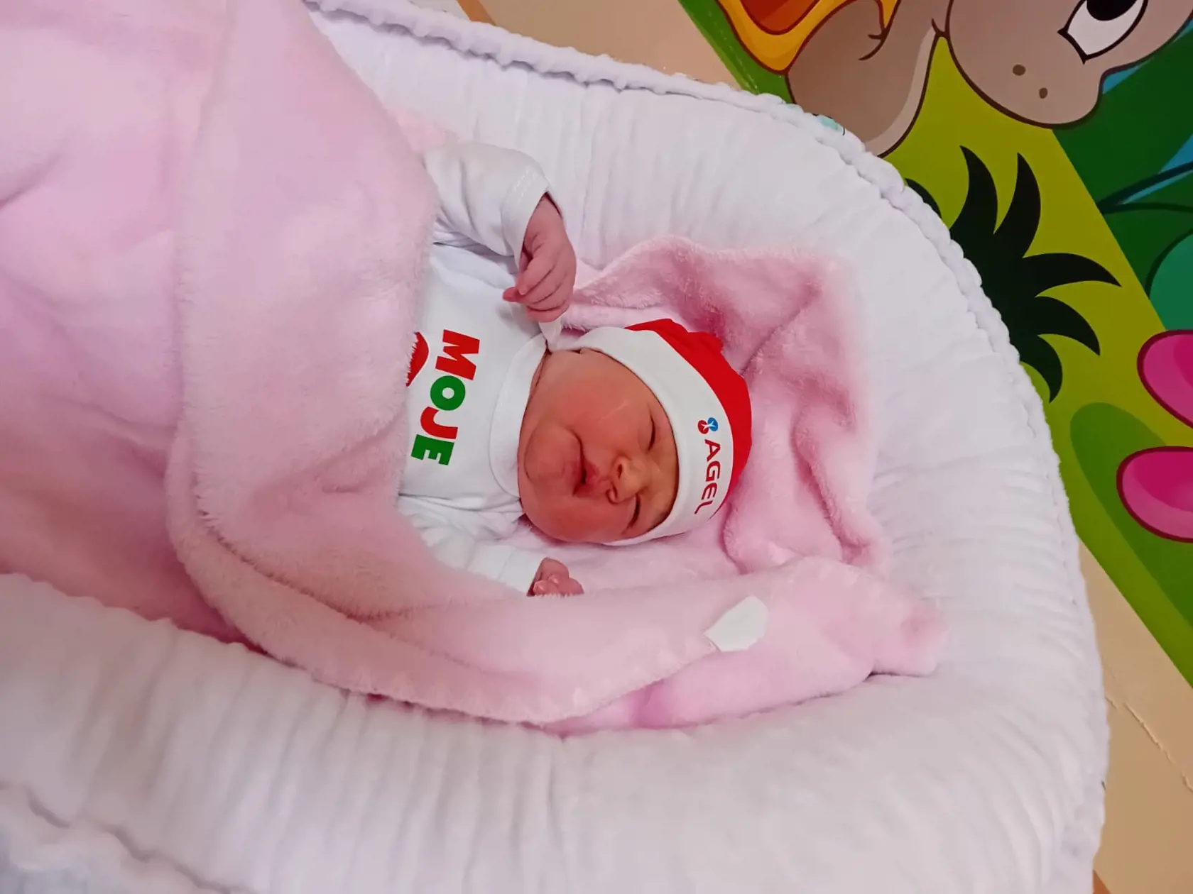 Novoročné bábätko 2024 v Komárne. Malá Elina