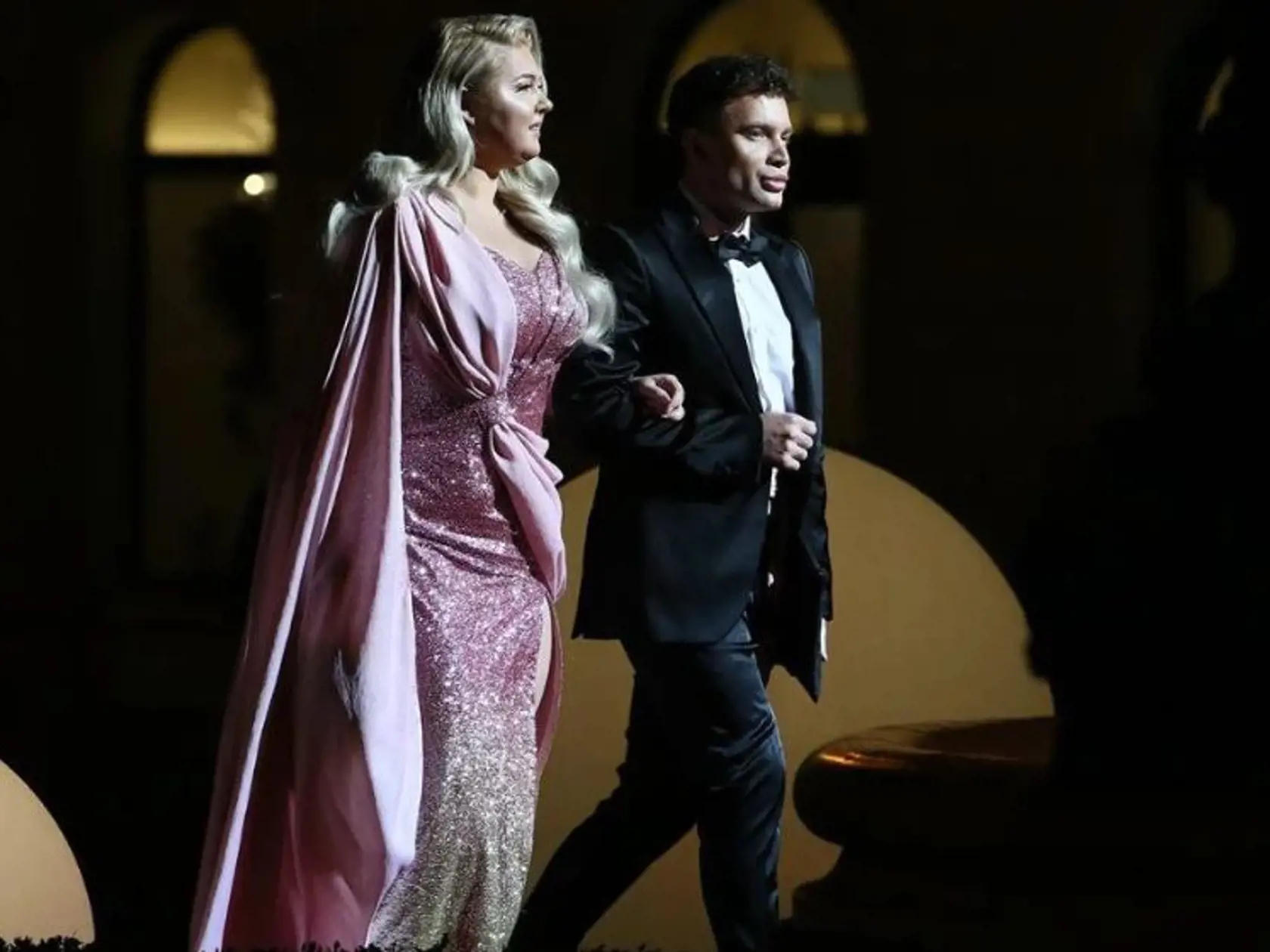 Január 2019, Ples v opere: Evelyn ako cukríková Barbie.