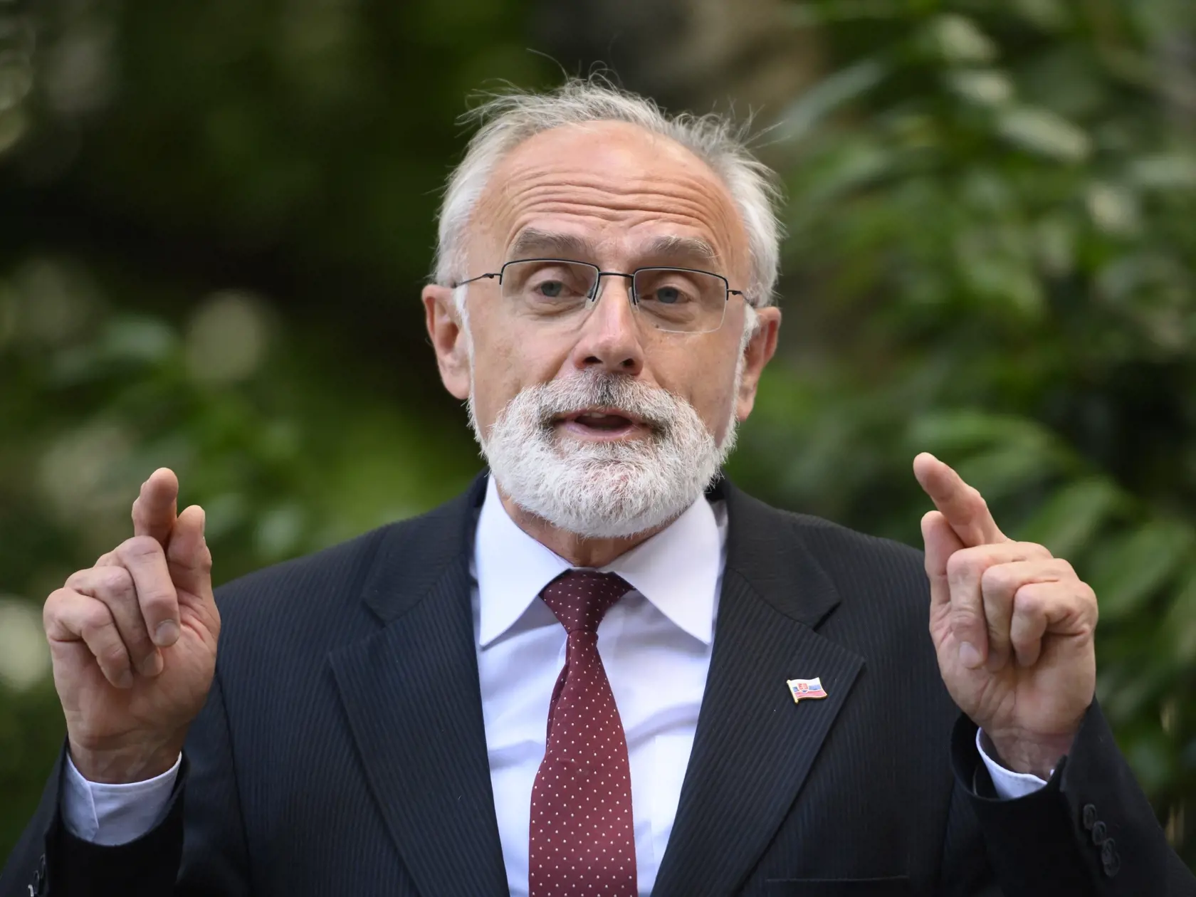 Na snímke minister pôdohospodárstva a rozvoja vidieka SR Ján Mičovský počas tlačovej konferencie - 100 dní vlády - 2. júla 2020 v Bratislave. FOTO TASR - Pavel Neubauer